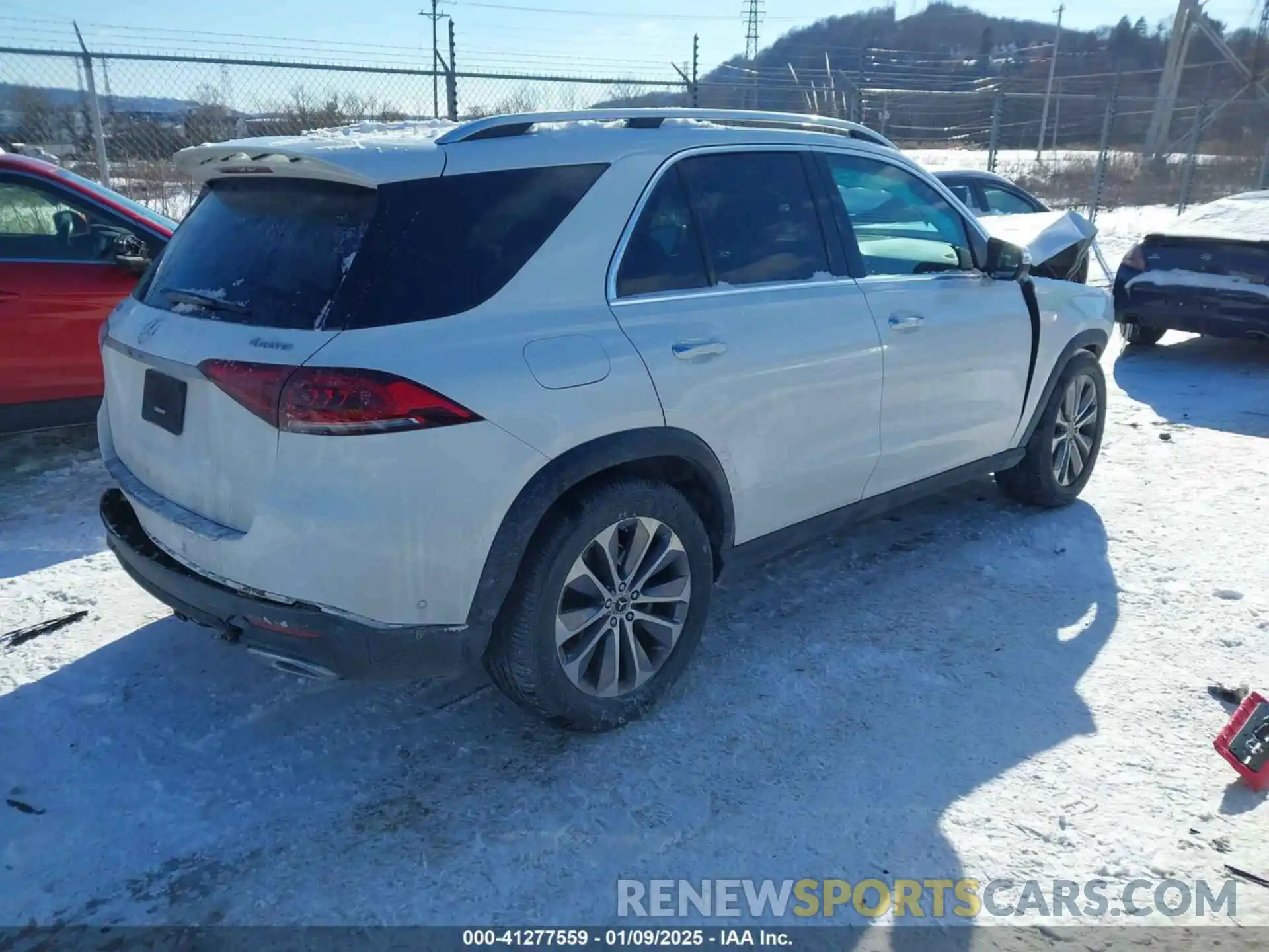 4 Photograph of a damaged car 4JGFB4KB4MA486513 MERCEDES-BENZ GLE 350 2021