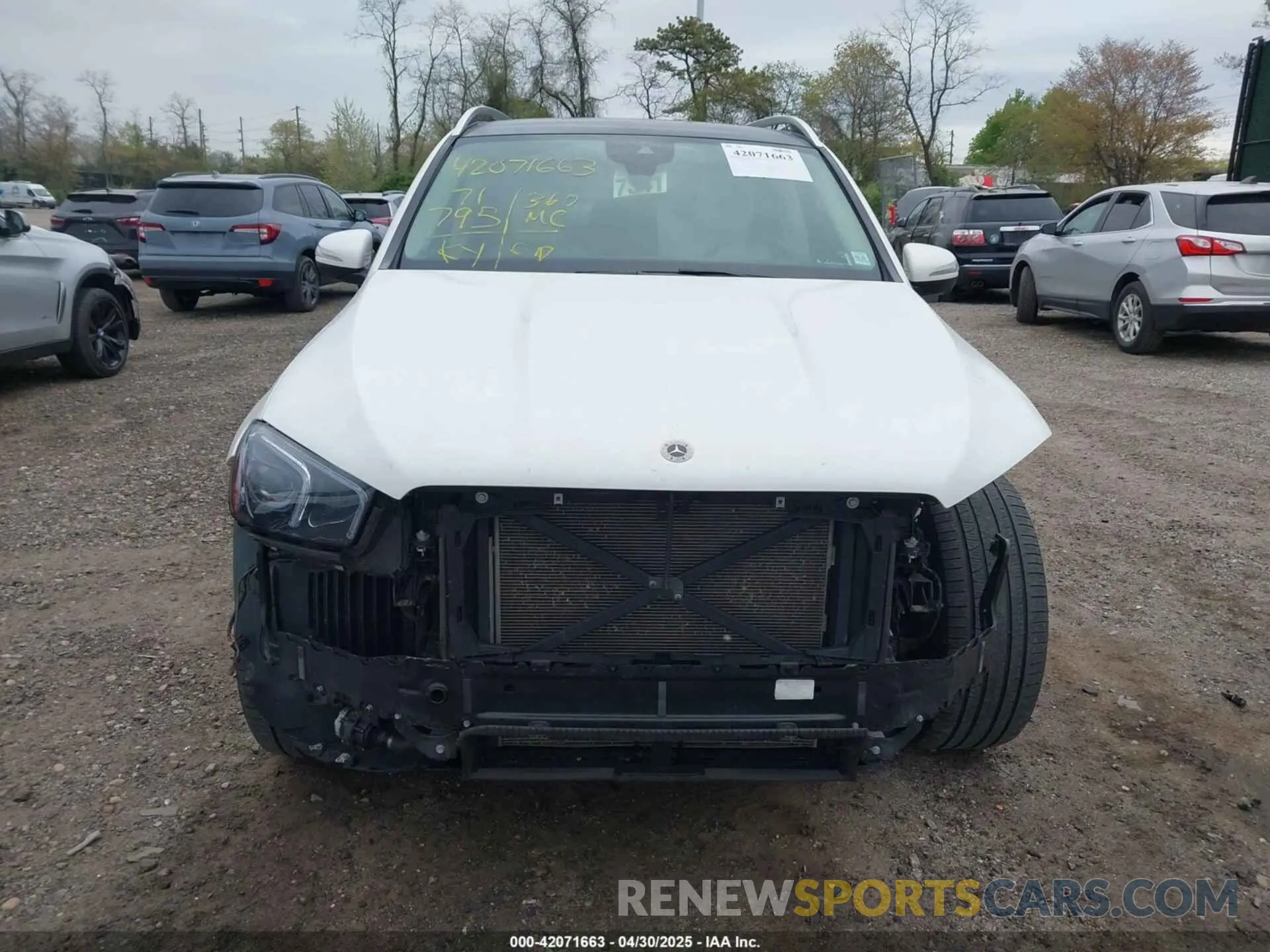 12 Photograph of a damaged car 4JGFB4KB5MA328147 MERCEDES-BENZ GLE 350 2021