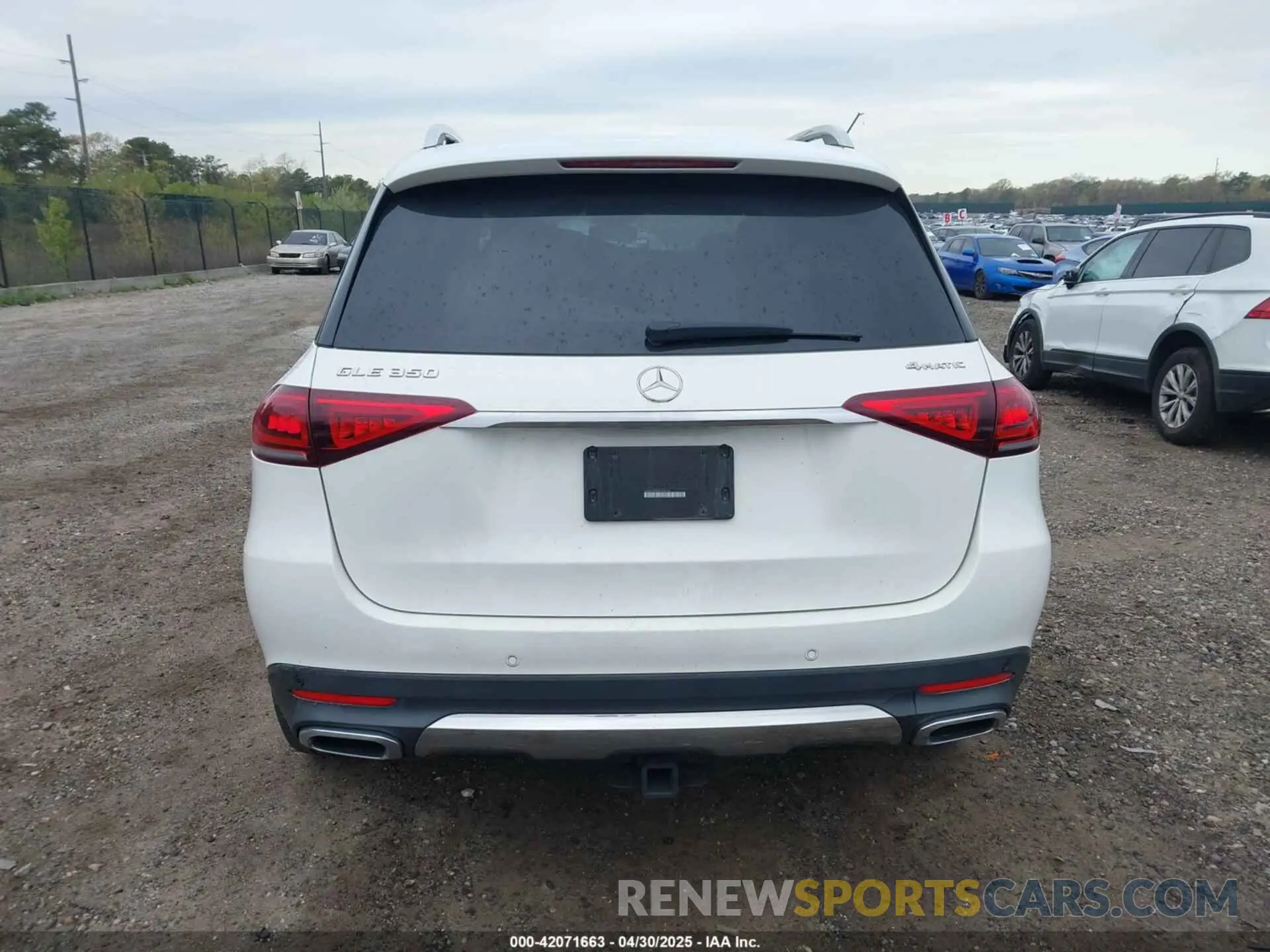 16 Photograph of a damaged car 4JGFB4KB5MA328147 MERCEDES-BENZ GLE 350 2021