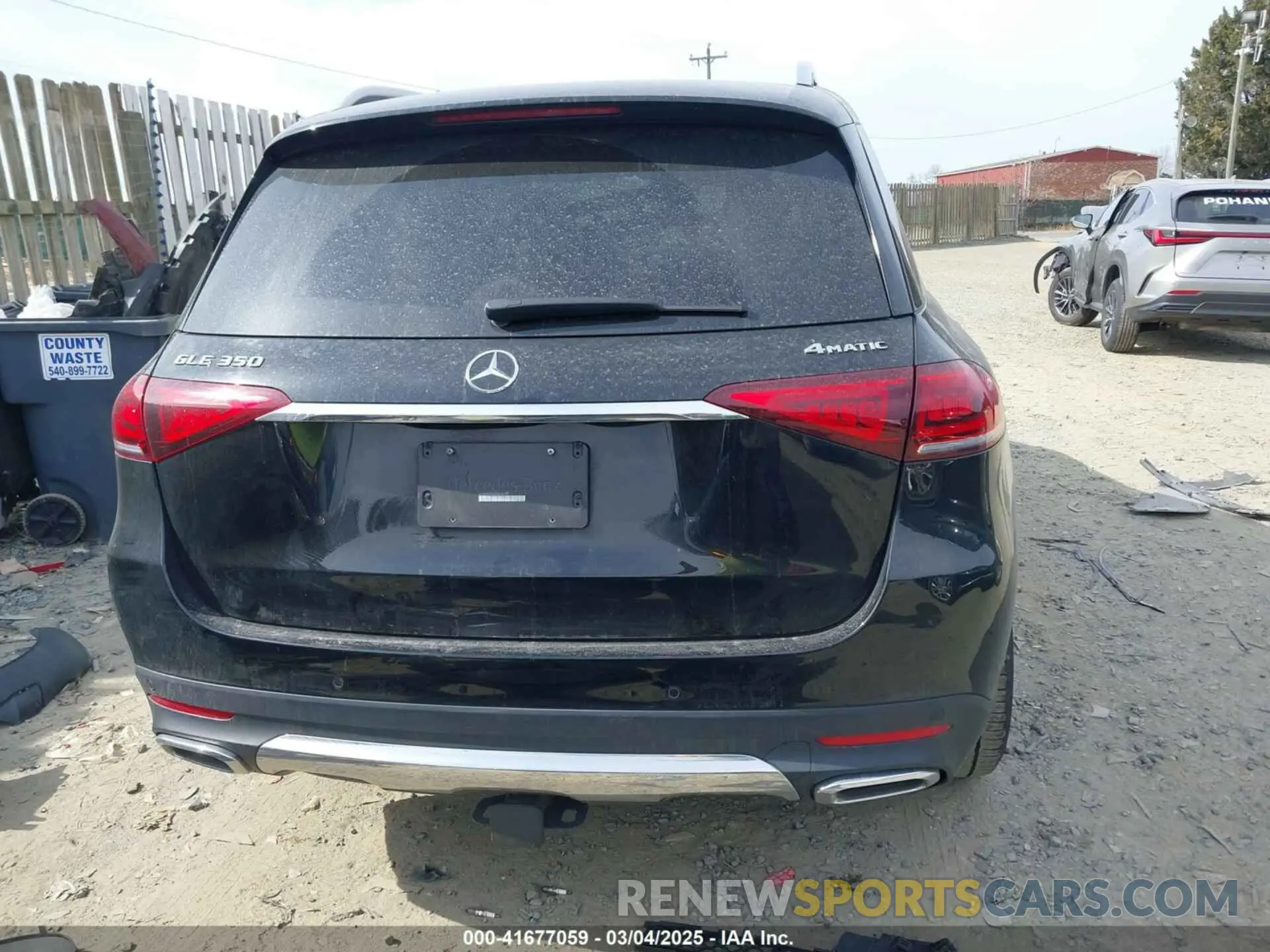 17 Photograph of a damaged car 4JGFB4KB6MA438107 MERCEDES-BENZ GLE 350 2021