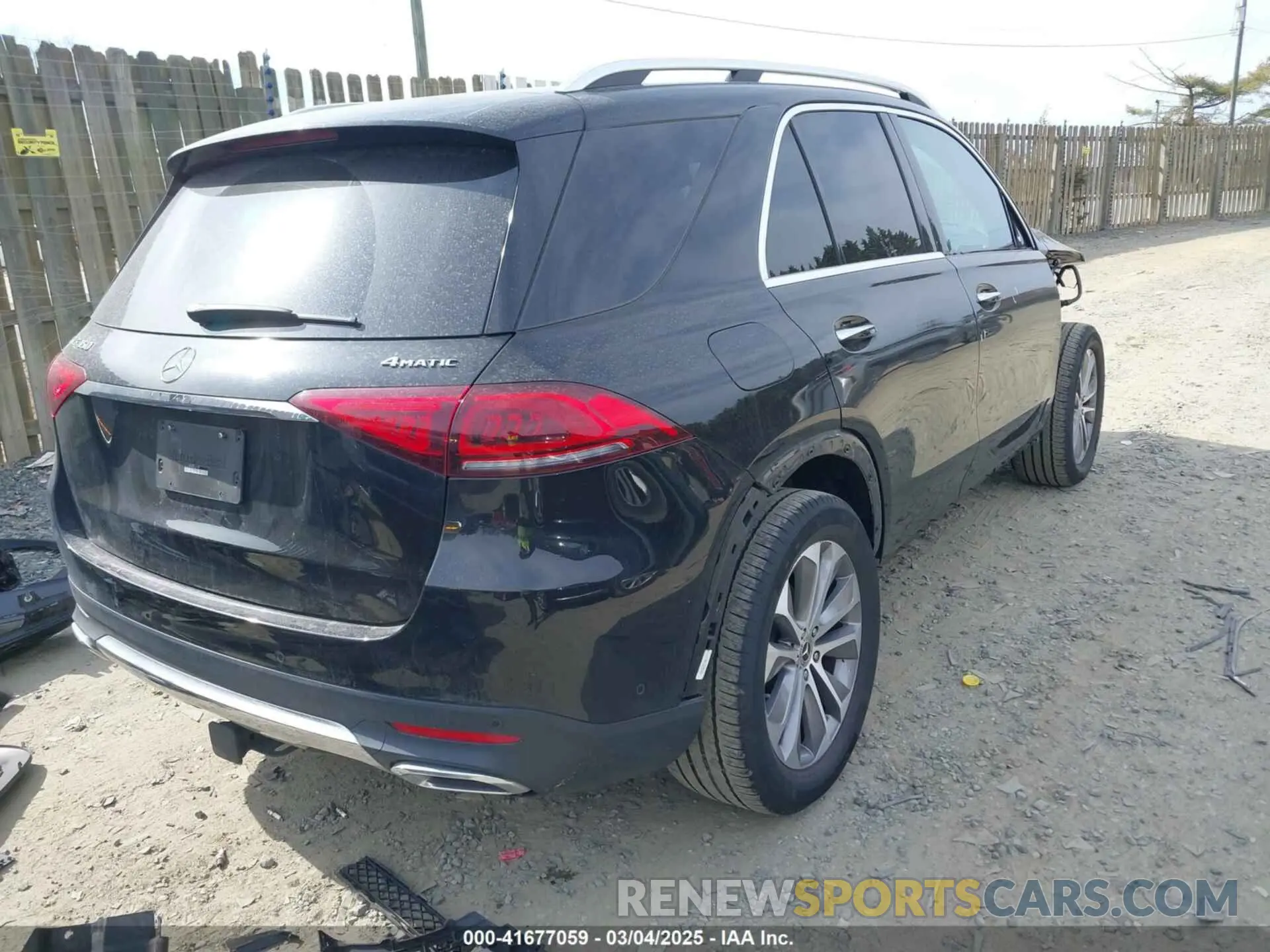 4 Photograph of a damaged car 4JGFB4KB6MA438107 MERCEDES-BENZ GLE 350 2021