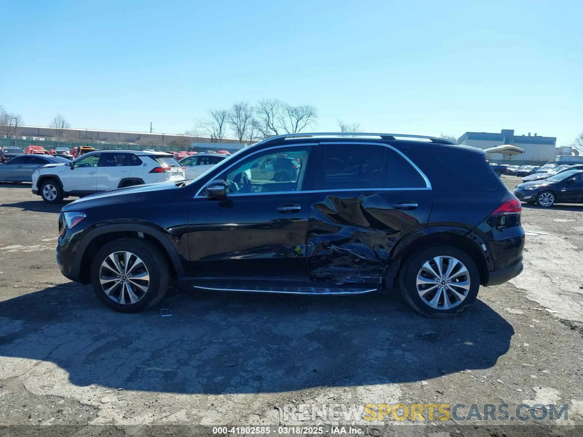 14 Photograph of a damaged car 4JGFB4KE1MA484163 MERCEDES-BENZ GLE 350 2021