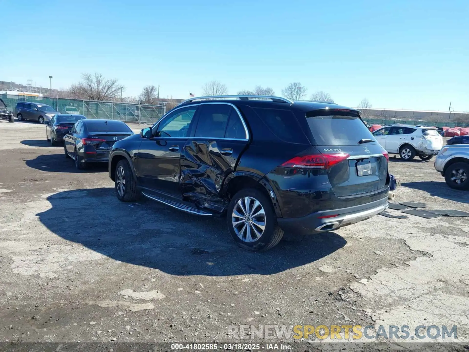 3 Photograph of a damaged car 4JGFB4KE1MA484163 MERCEDES-BENZ GLE 350 2021