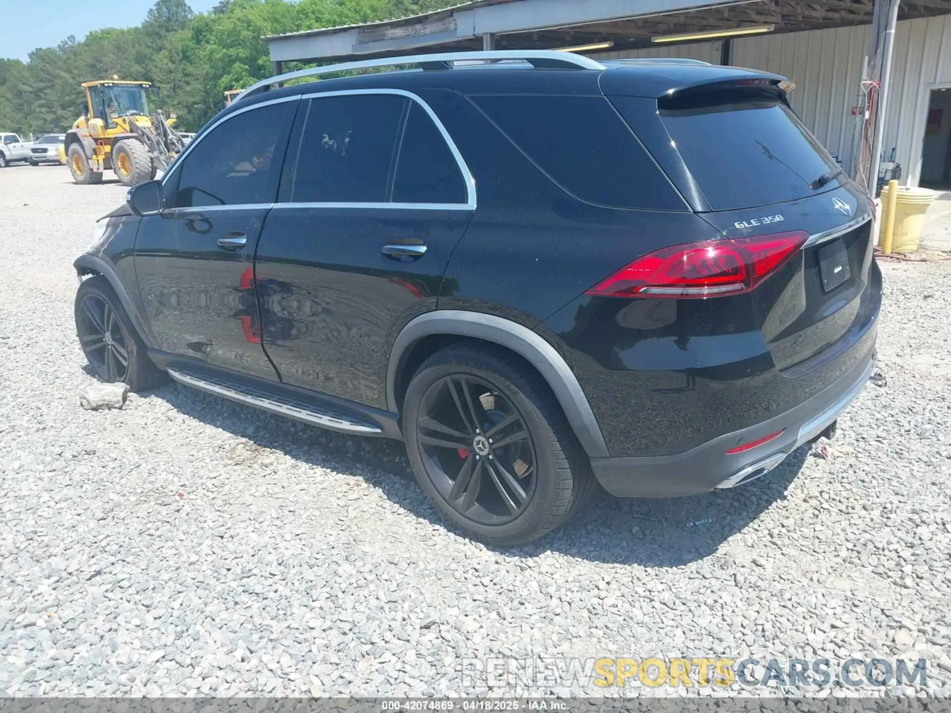 3 Photograph of a damaged car 4JGFB4KE1MA513435 MERCEDES-BENZ GLE 350 2021