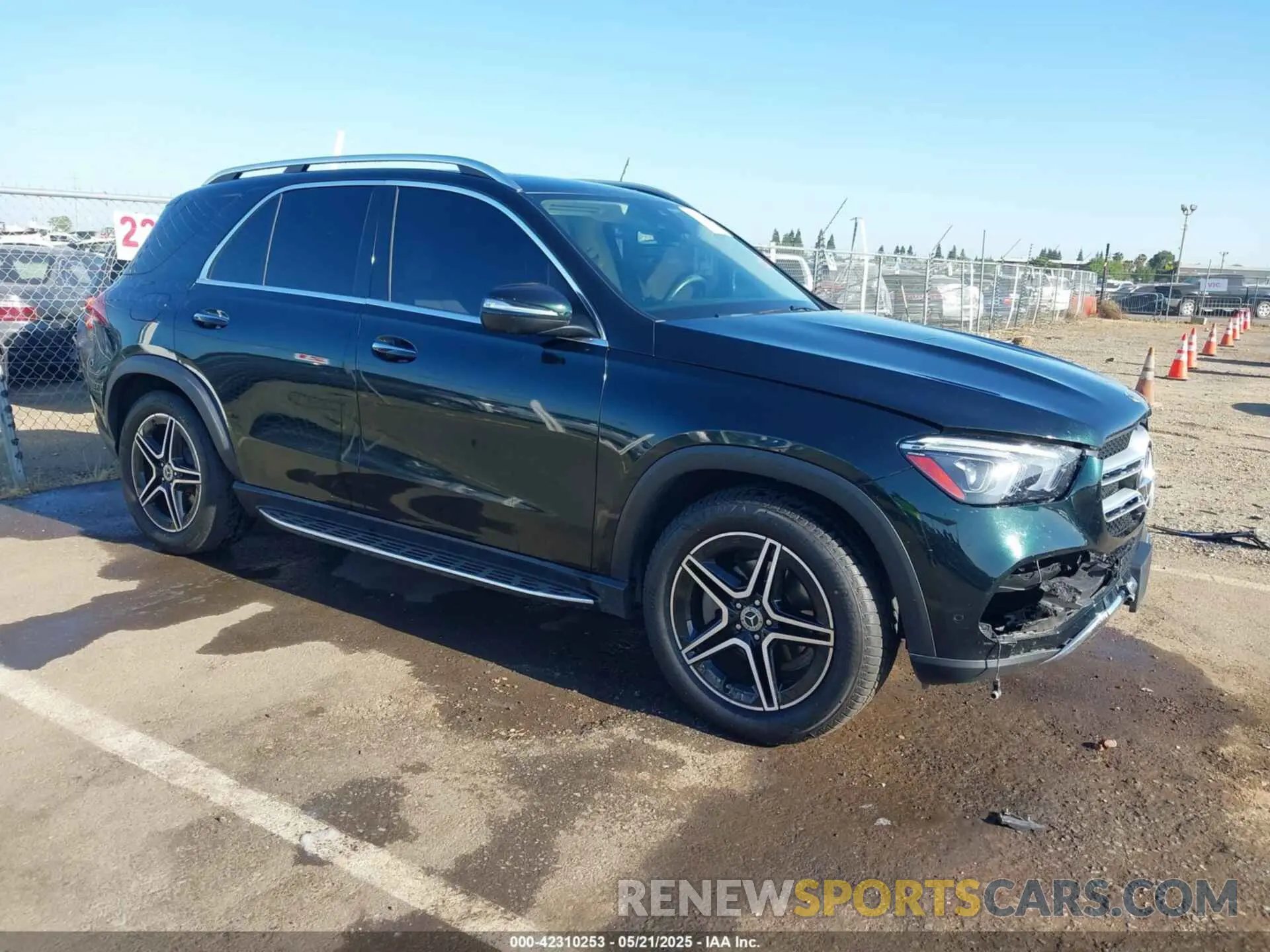 1 Photograph of a damaged car 4JGFB4KE3MA516028 MERCEDES-BENZ GLE 350 2021