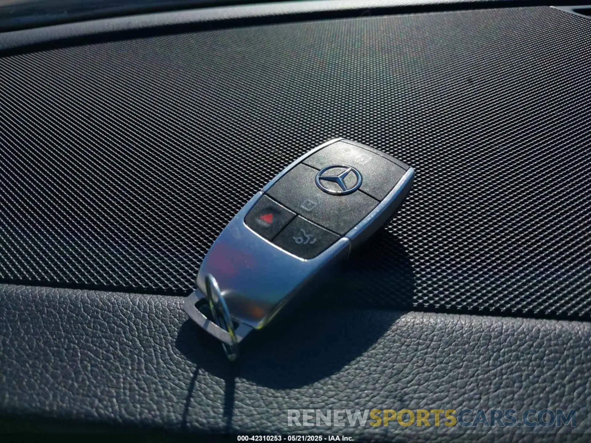 11 Photograph of a damaged car 4JGFB4KE3MA516028 MERCEDES-BENZ GLE 350 2021