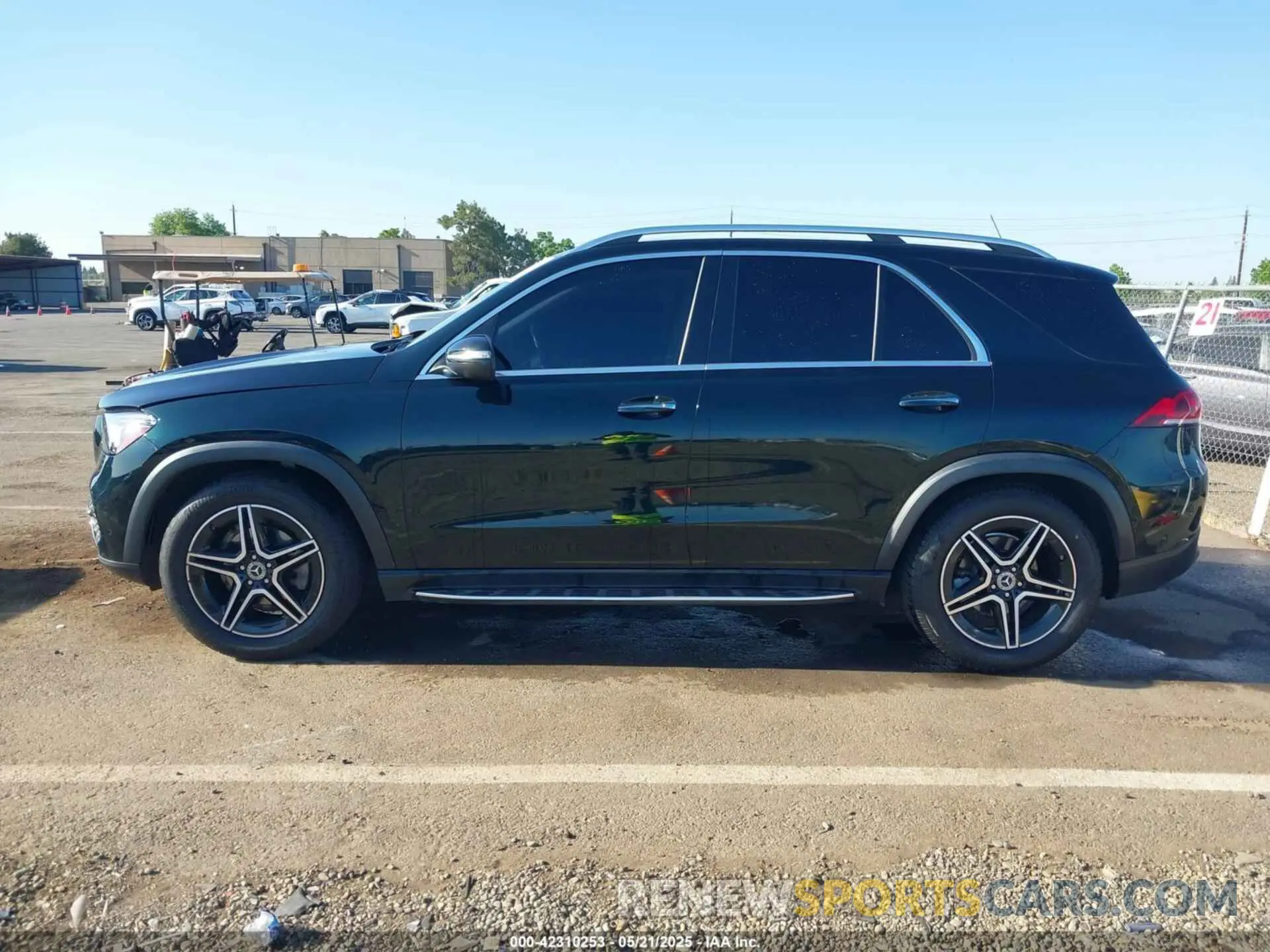 14 Photograph of a damaged car 4JGFB4KE3MA516028 MERCEDES-BENZ GLE 350 2021