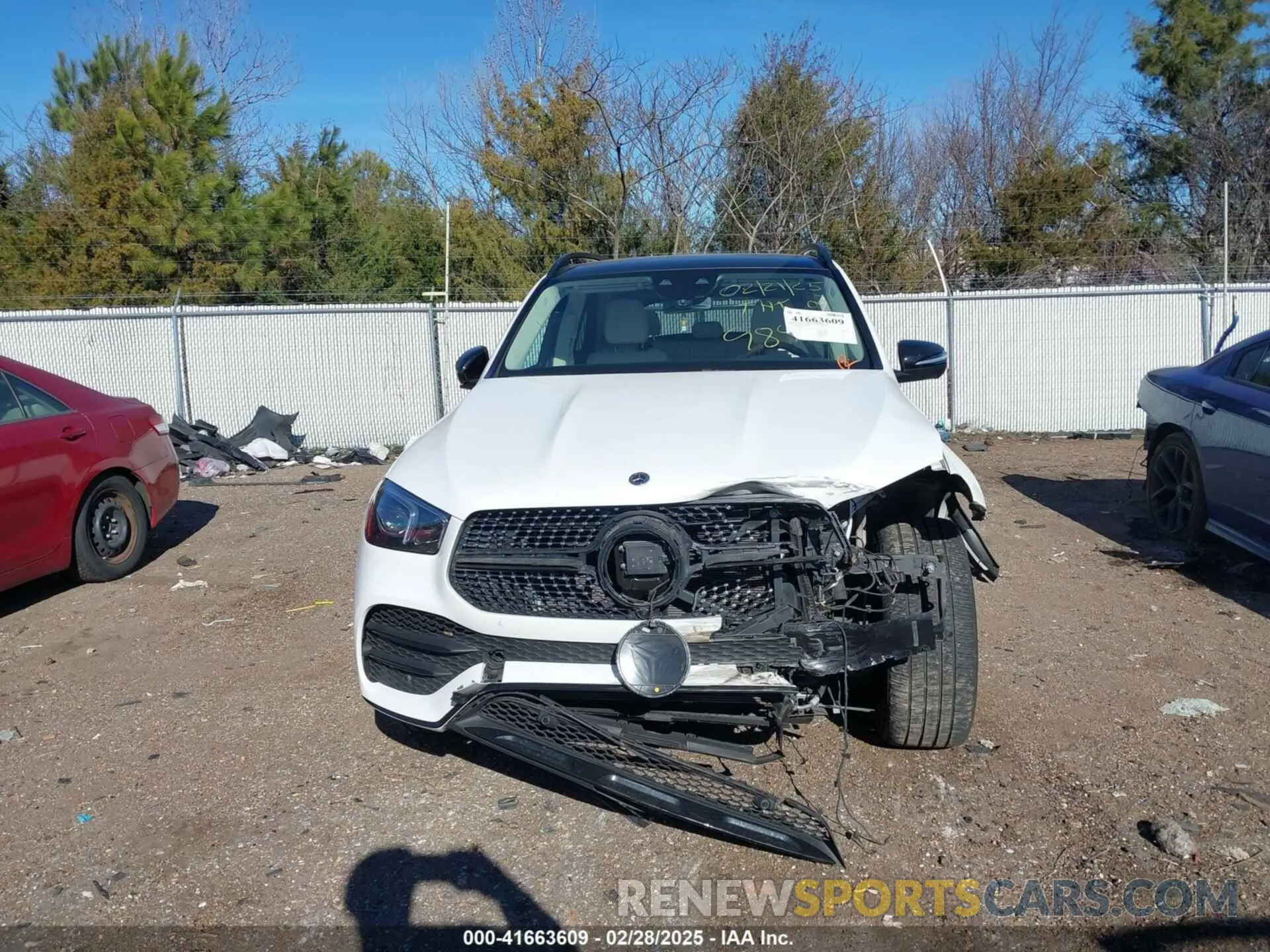12 Photograph of a damaged car 4JGFB4JB1NA579119 MERCEDES-BENZ GLE 350 2022