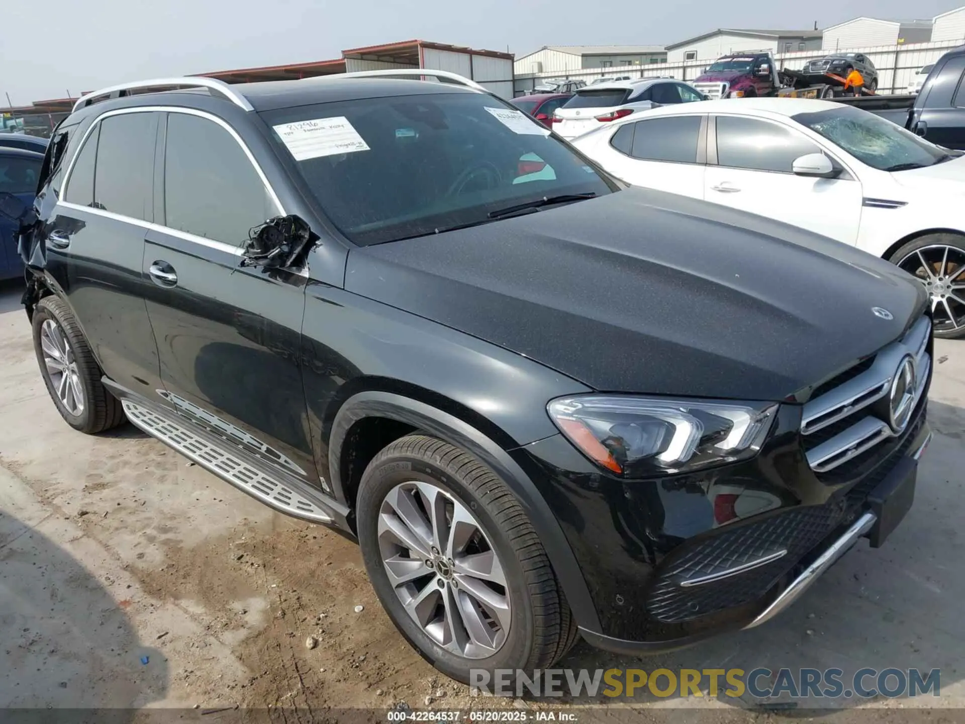 1 Photograph of a damaged car 4JGFB4JB3NA770590 MERCEDES-BENZ GLE 350 2022
