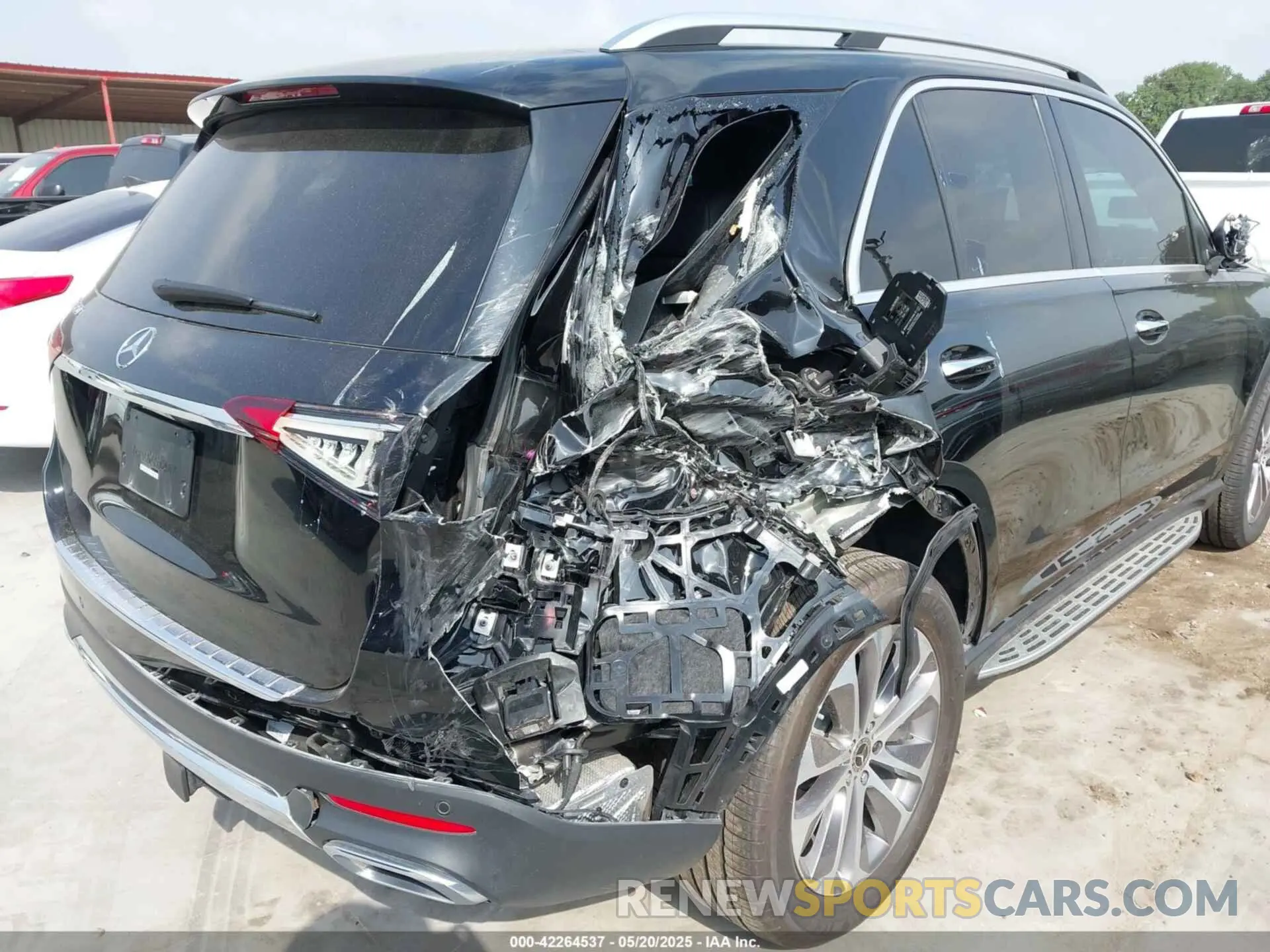 6 Photograph of a damaged car 4JGFB4JB3NA770590 MERCEDES-BENZ GLE 350 2022
