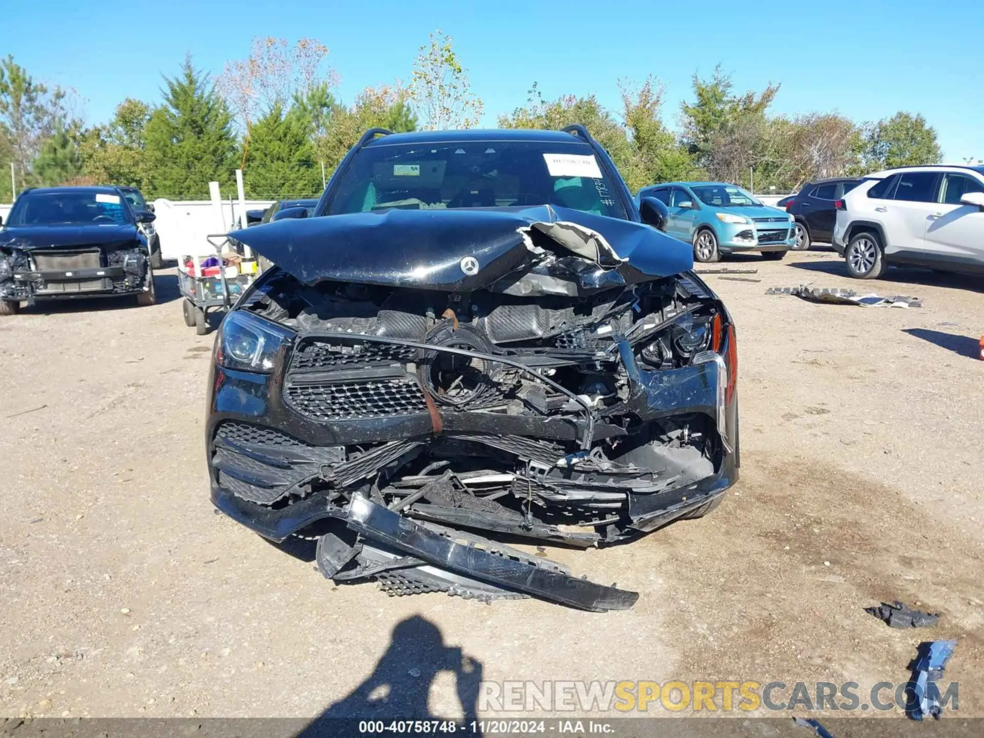 12 Photograph of a damaged car 4JGFB4JB4NA736206 MERCEDES-BENZ GLE 350 2022