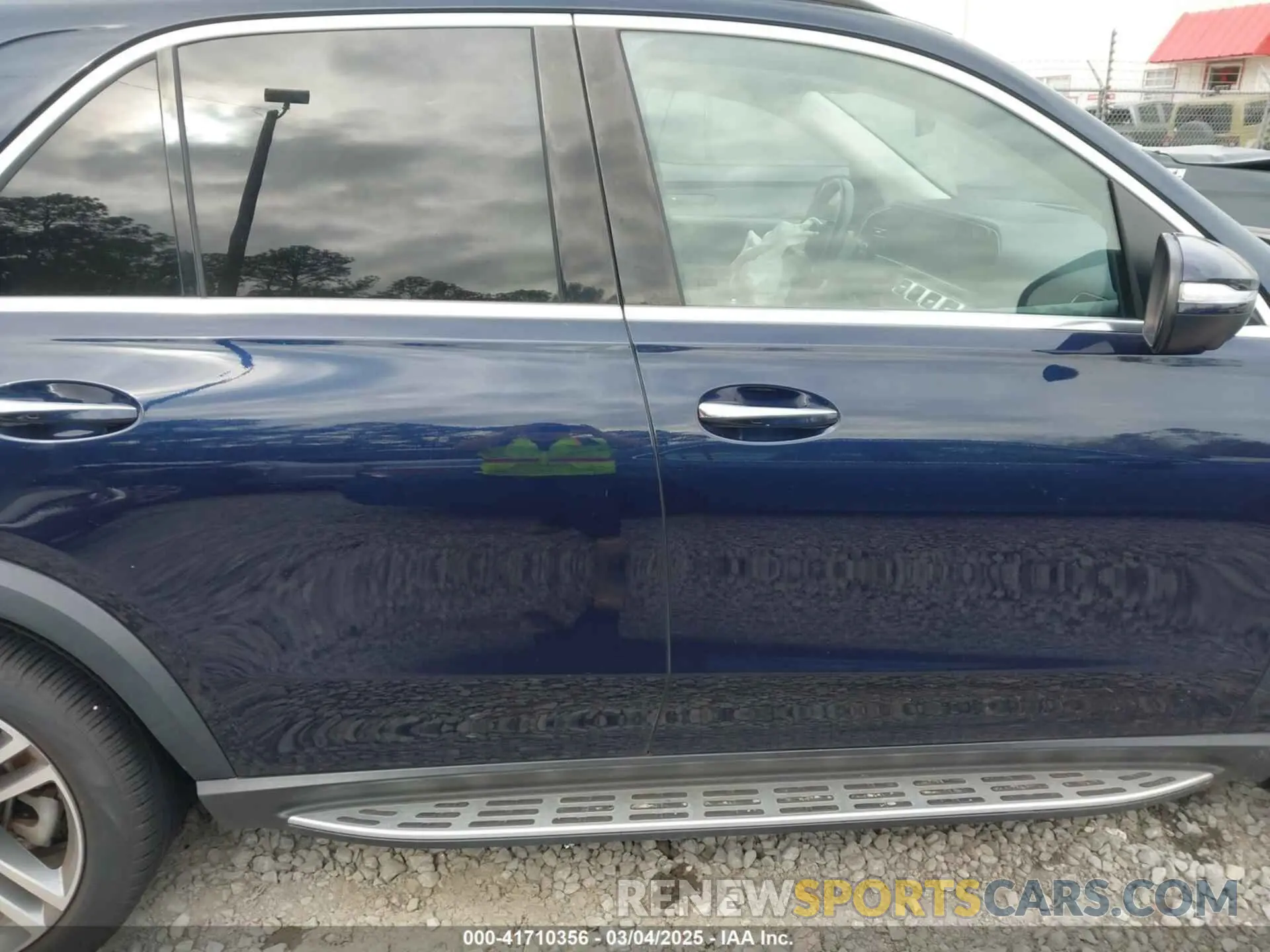 13 Photograph of a damaged car 4JGFB4JB5NA659586 MERCEDES-BENZ GLE 350 2022