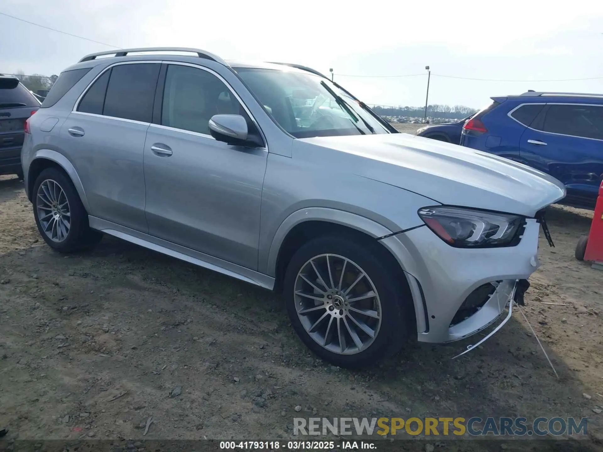1 Photograph of a damaged car 4JGFB4JB5NA818851 MERCEDES-BENZ GLE 350 2022