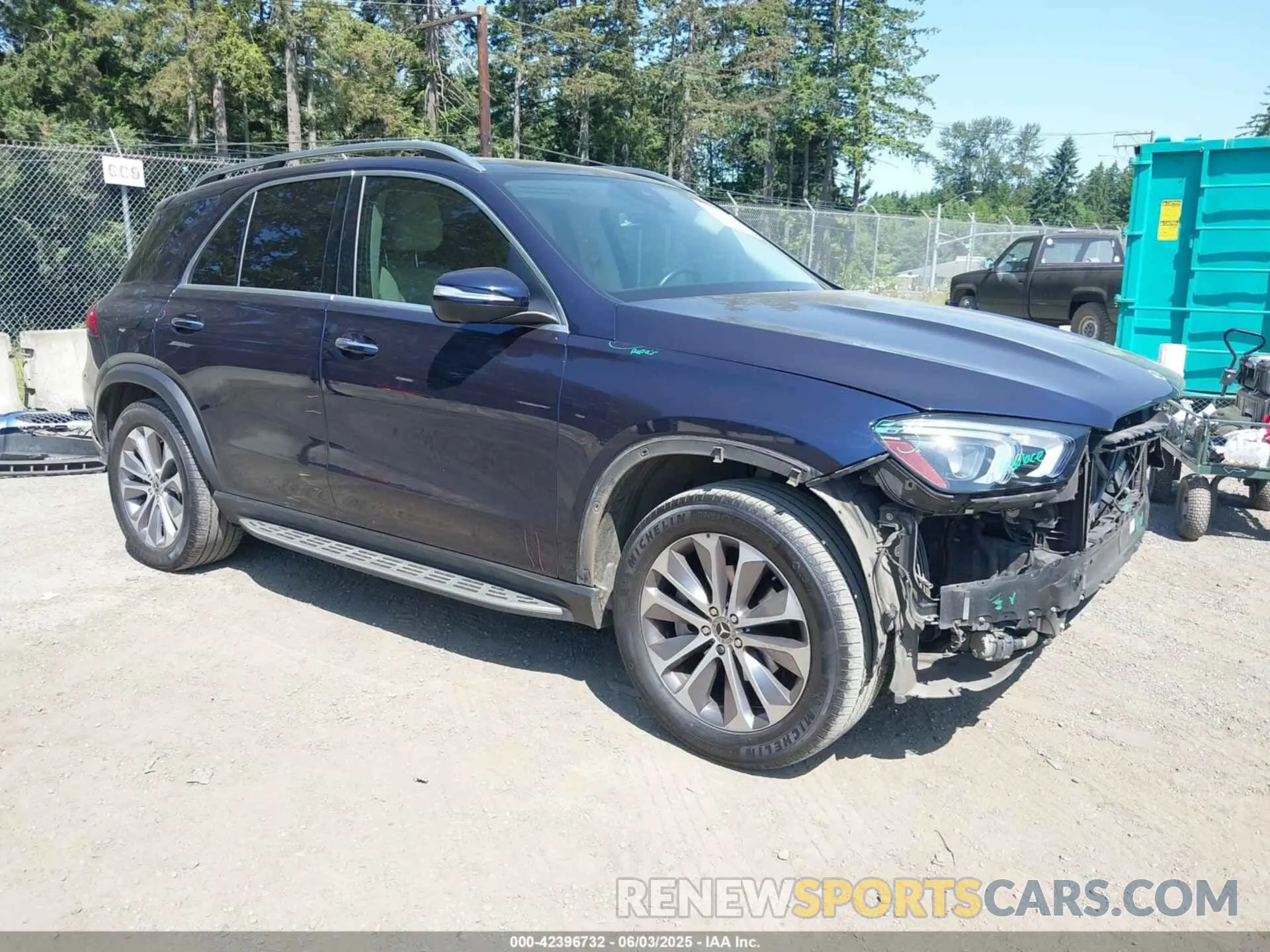 1 Photograph of a damaged car 4JGFB4JB7NA793709 MERCEDES-BENZ GLE 350 2022