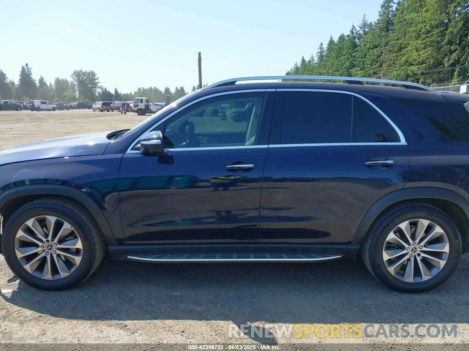15 Photograph of a damaged car 4JGFB4JB7NA793709 MERCEDES-BENZ GLE 350 2022