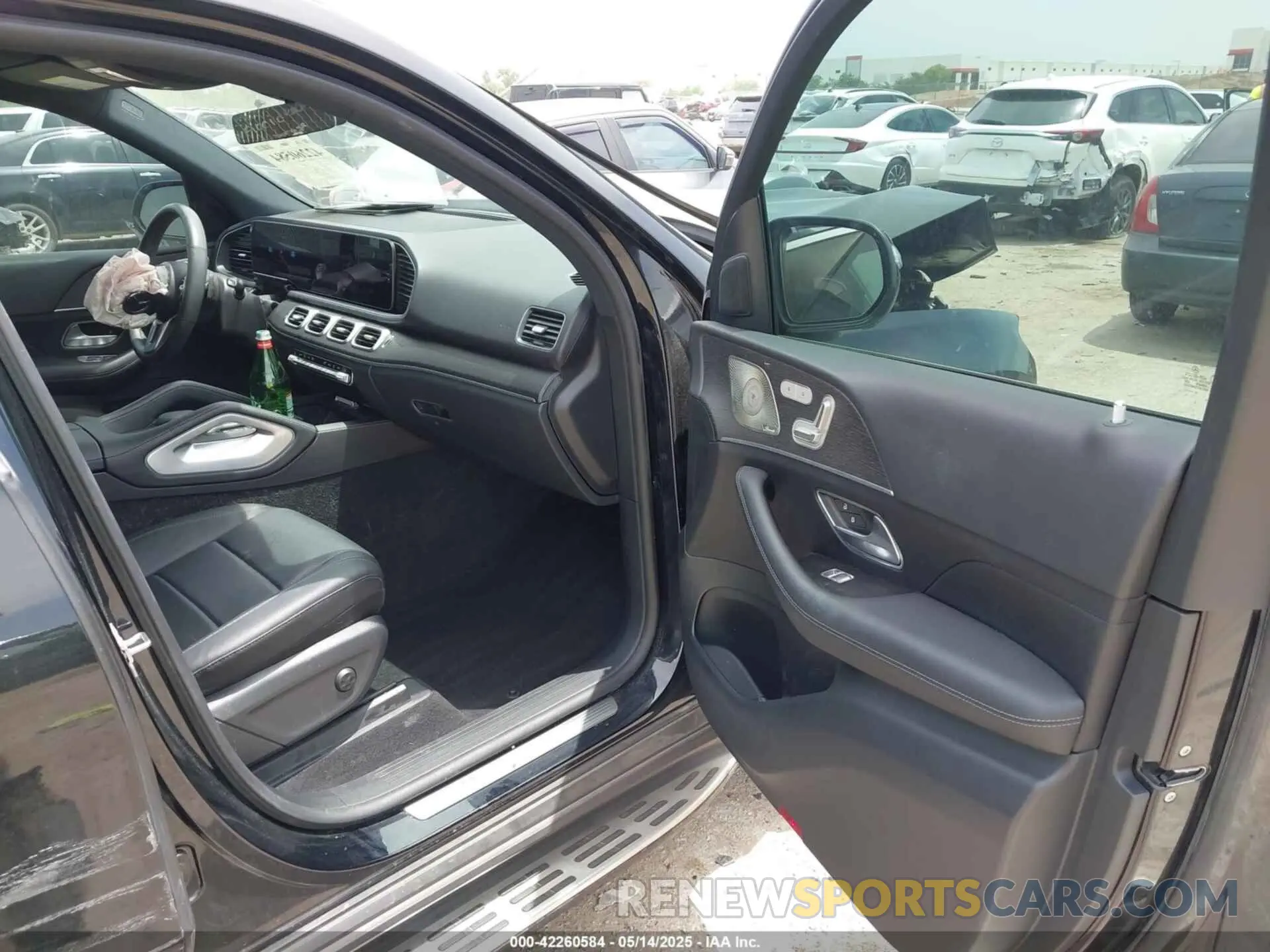 5 Photograph of a damaged car 4JGFB4JB9NA598372 MERCEDES-BENZ GLE 350 2022