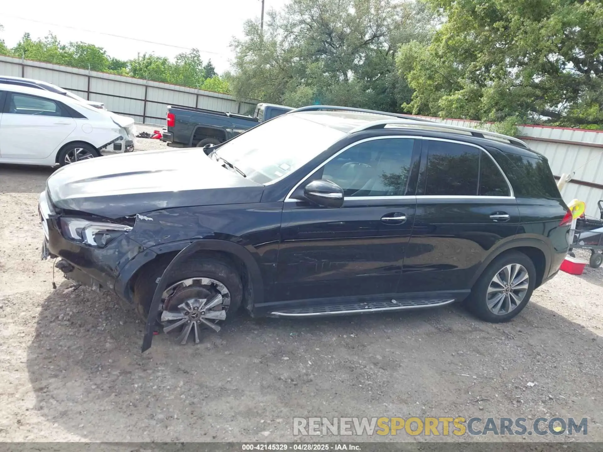 13 Photograph of a damaged car 4JGFB4JB9NA752546 MERCEDES-BENZ GLE 350 2022