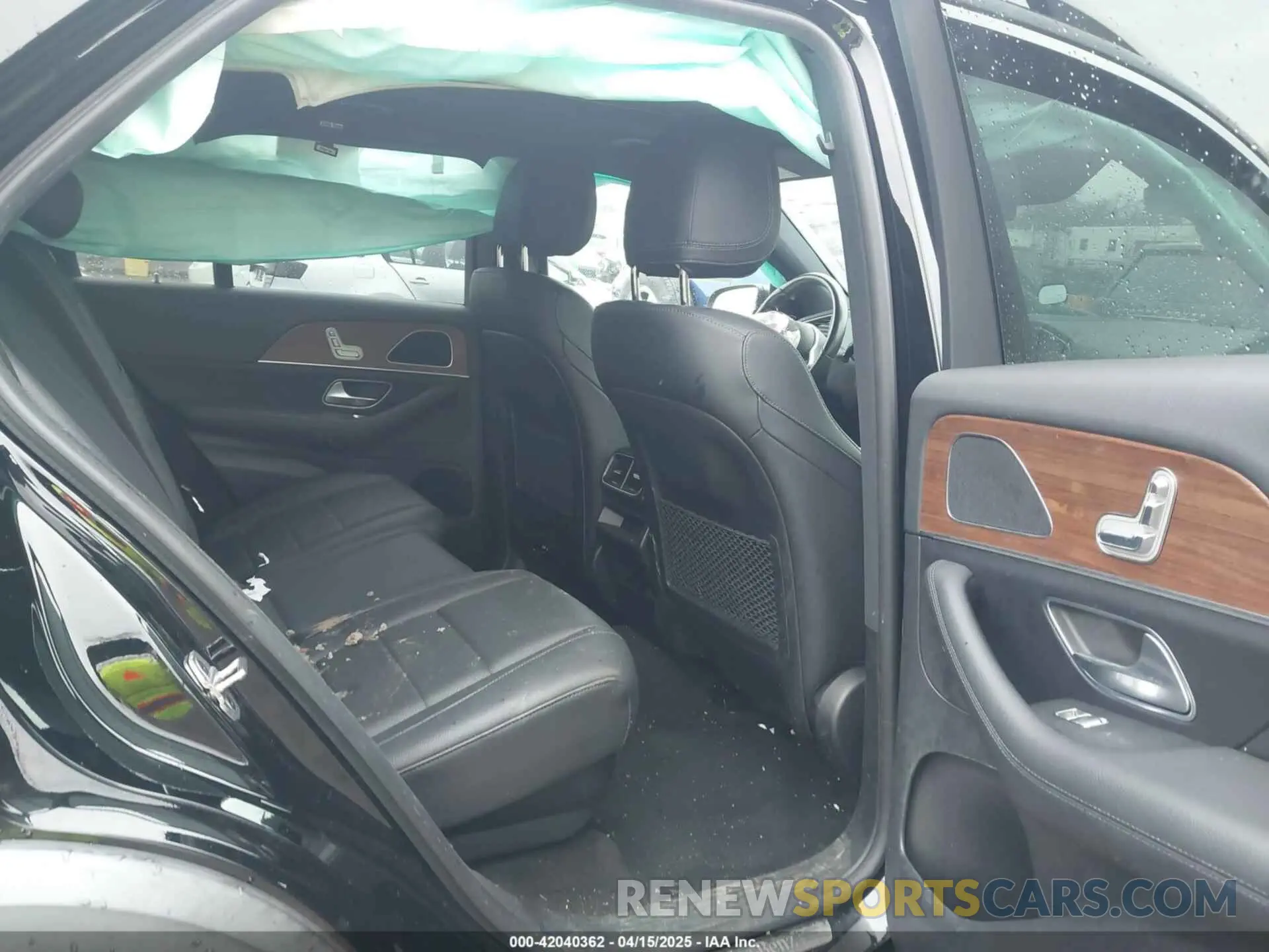 8 Photograph of a damaged car 4JGFB4JE5NA603335 MERCEDES-BENZ GLE 350 2022