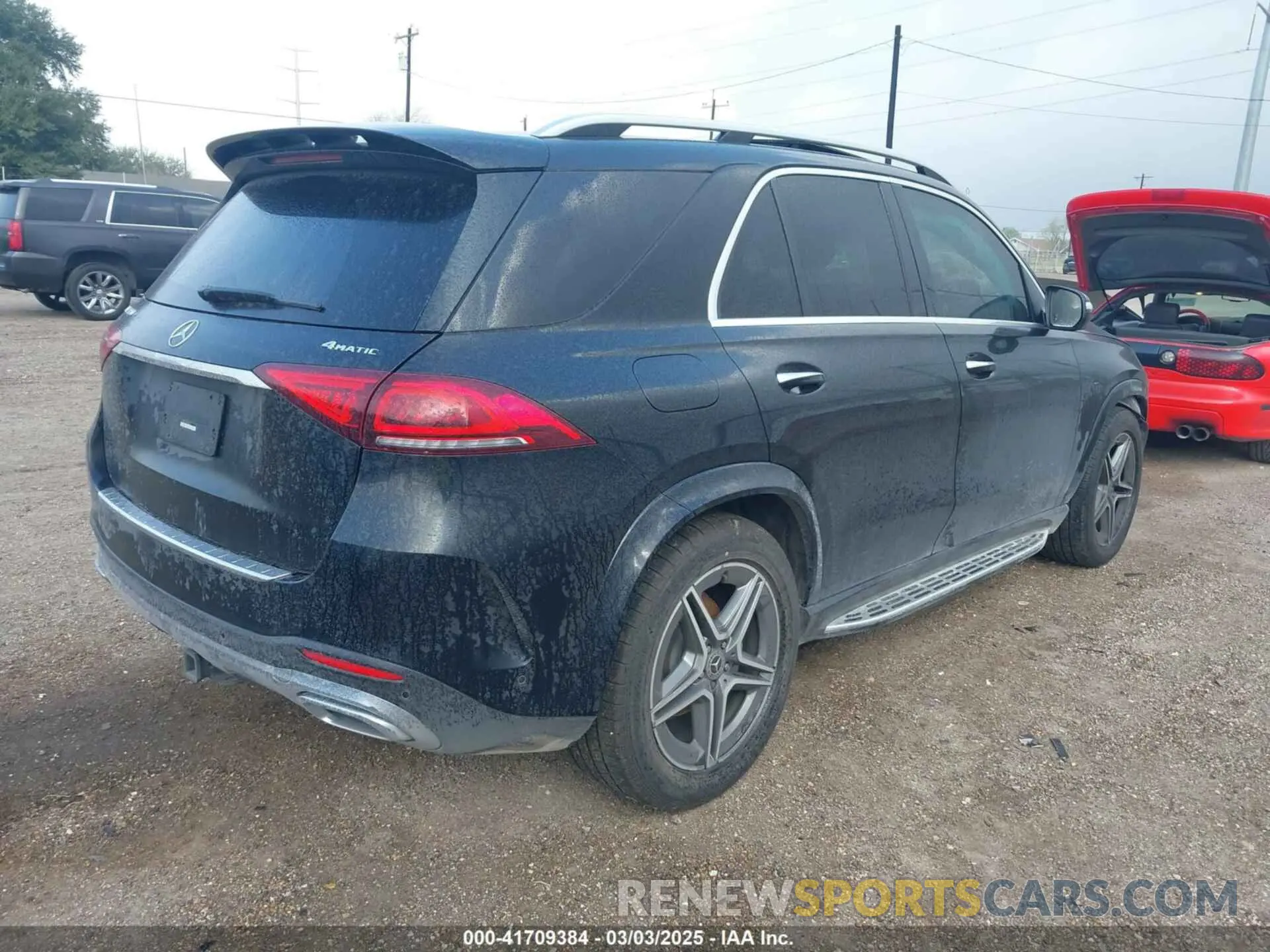 4 Photograph of a damaged car 4JGFB4KB0NA788351 MERCEDES-BENZ GLE 350 2022