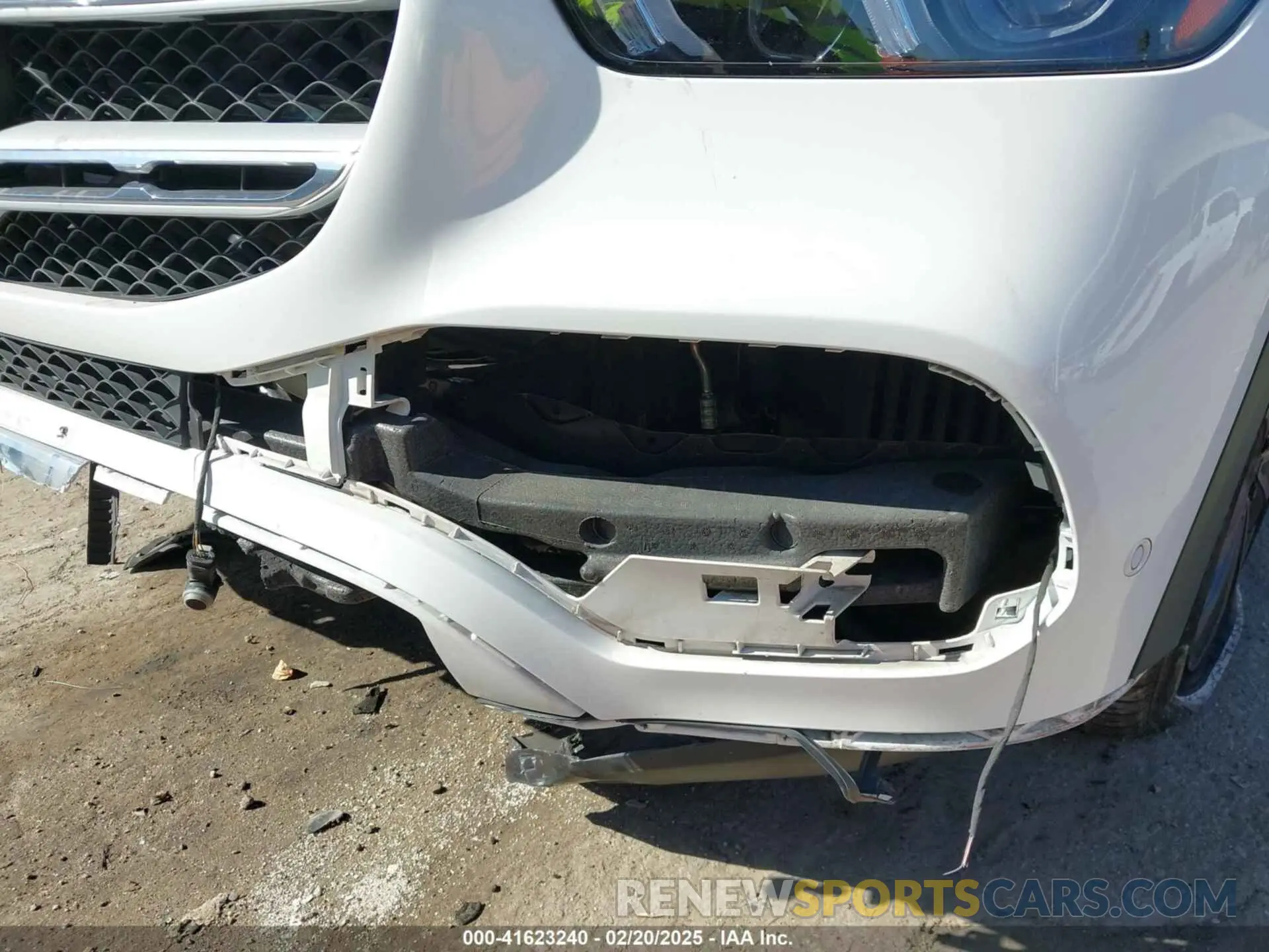 19 Photograph of a damaged car 4JGFB4KB2NA595537 MERCEDES-BENZ GLE 350 2022