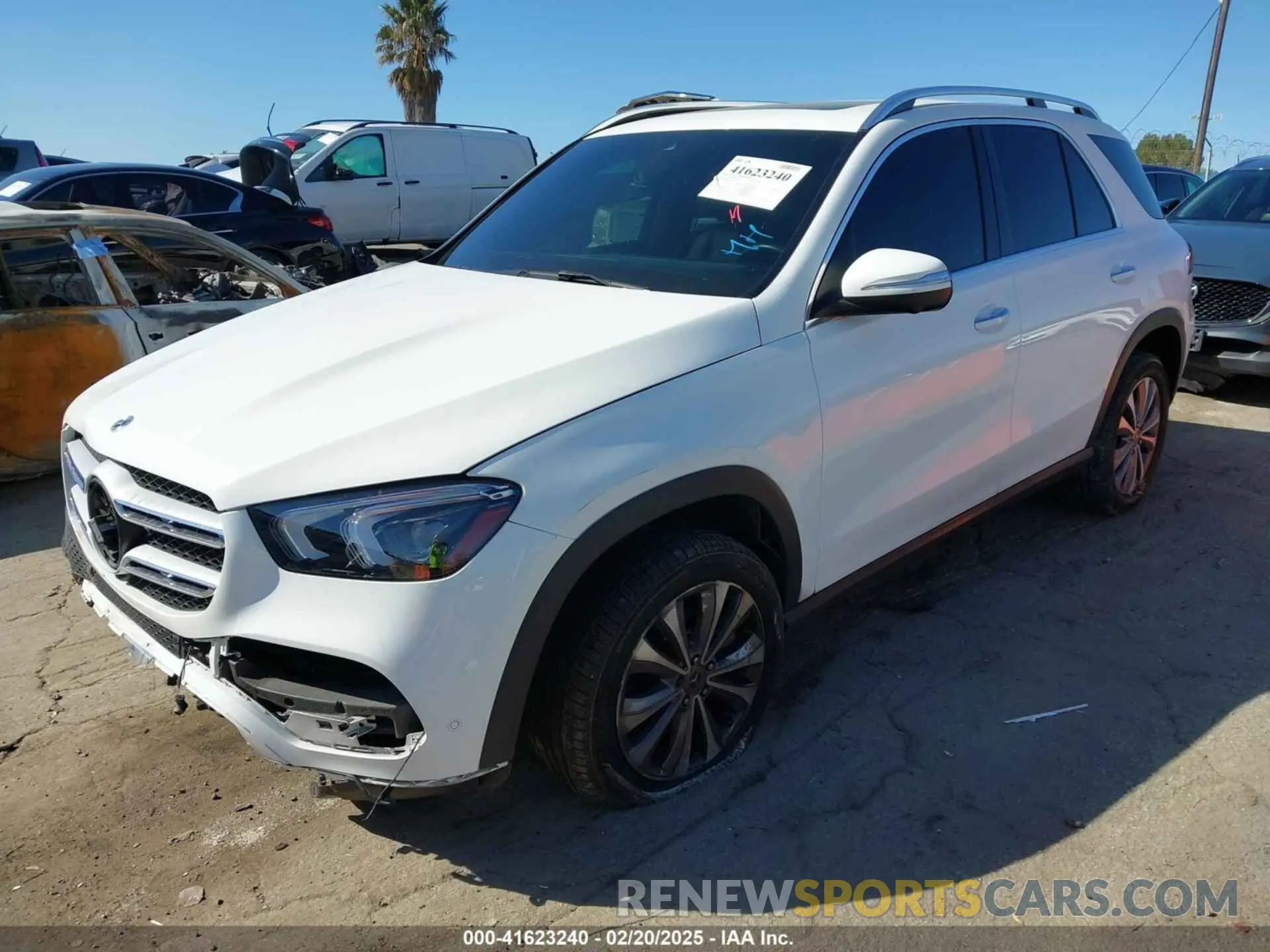 2 Photograph of a damaged car 4JGFB4KB2NA595537 MERCEDES-BENZ GLE 350 2022