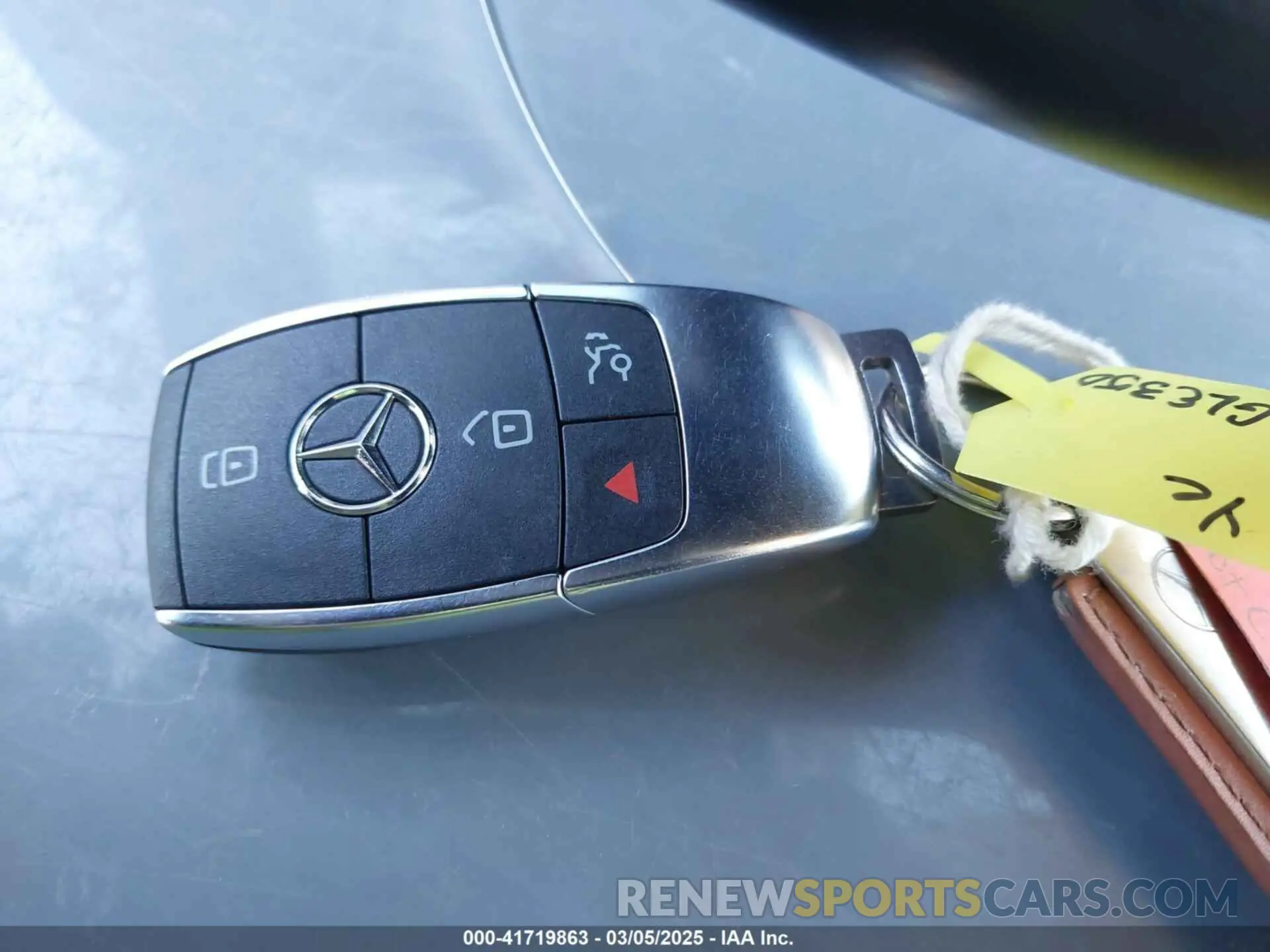 11 Photograph of a damaged car 4JGFB4KB2NA628214 MERCEDES-BENZ GLE 350 2022
