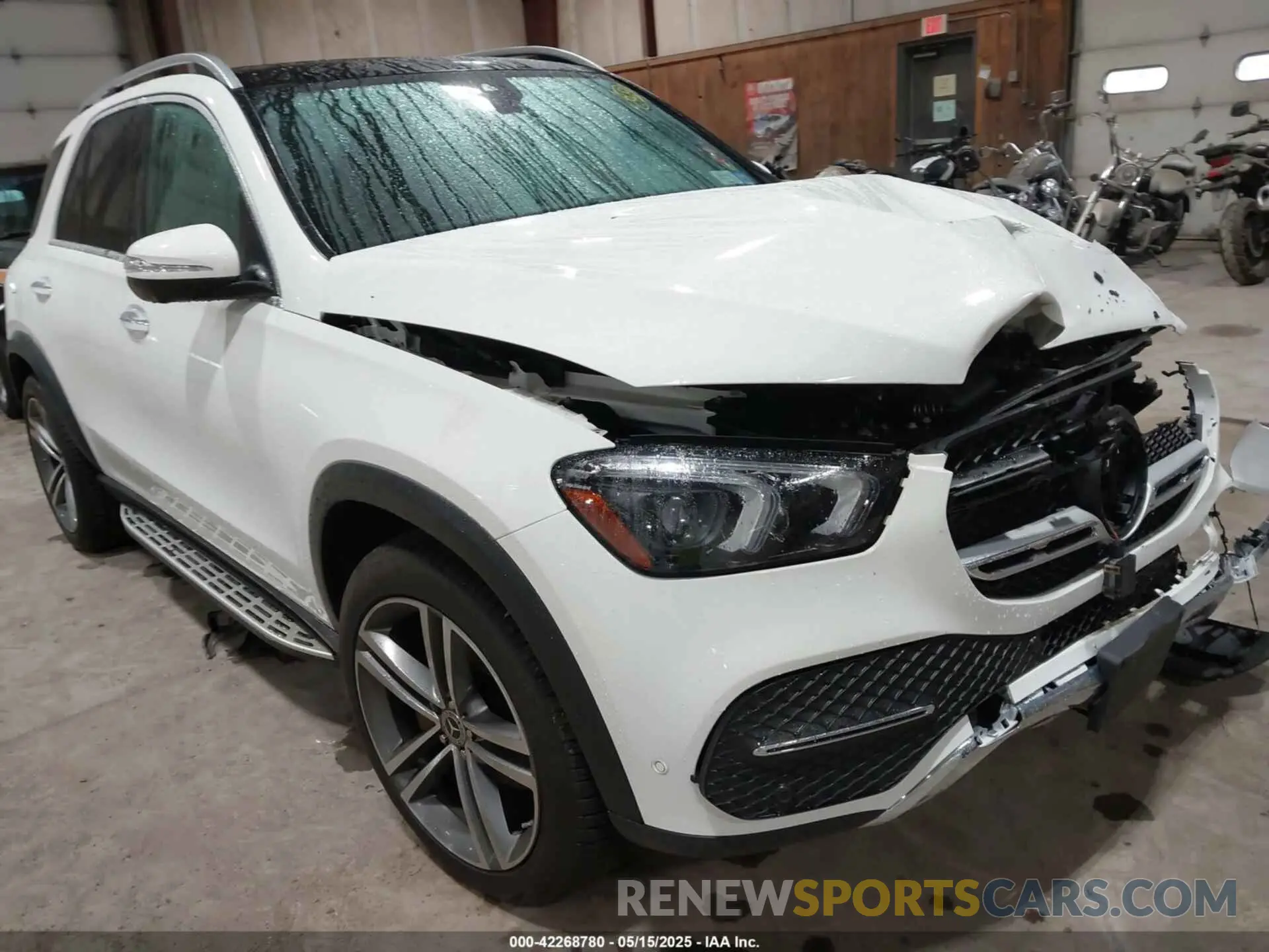 20 Photograph of a damaged car 4JGFB4KB4NA680685 MERCEDES-BENZ GLE 350 2022