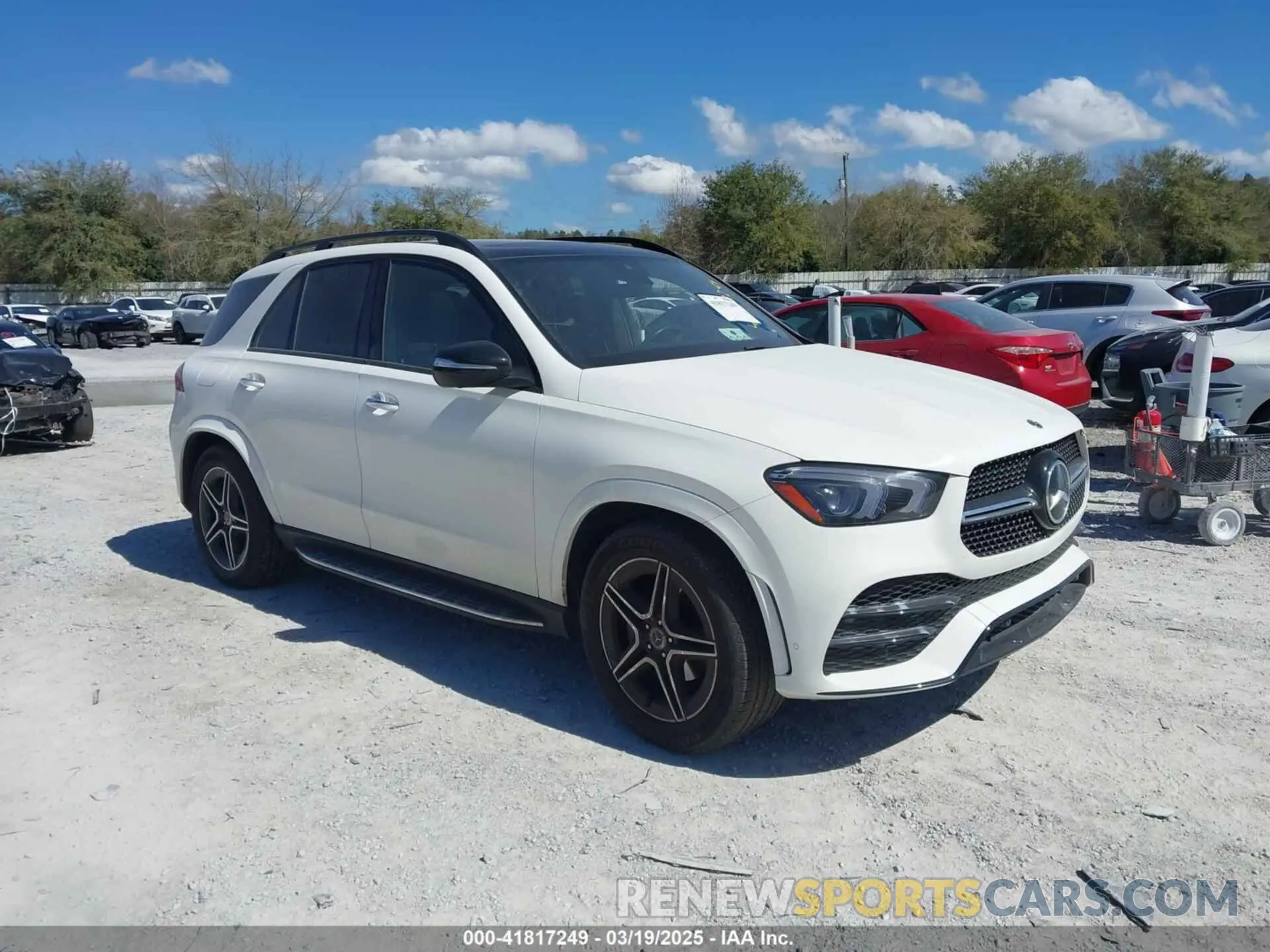 1 Photograph of a damaged car 4JGFB4KB4NA826308 MERCEDES-BENZ GLE 350 2022