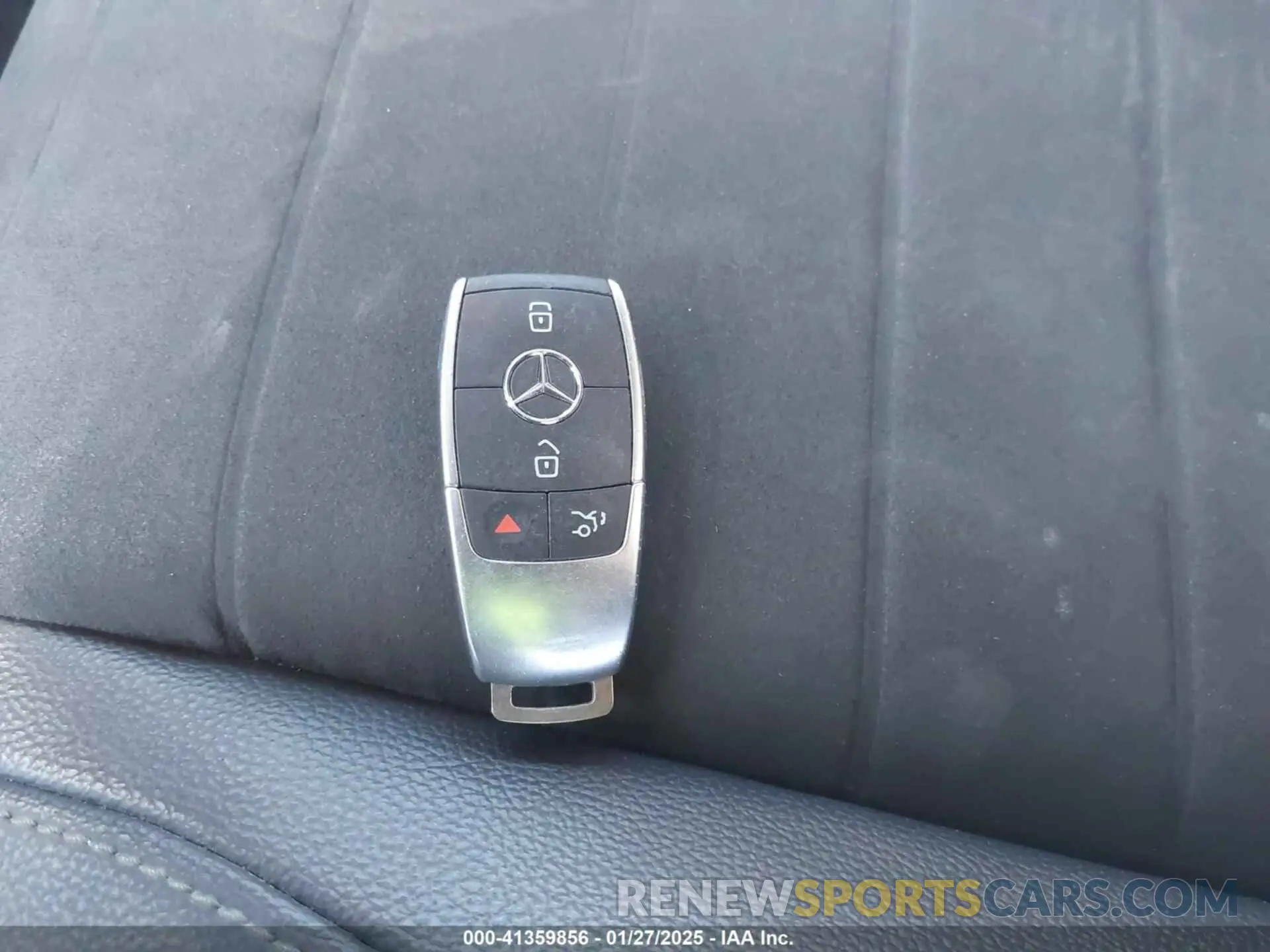 11 Photograph of a damaged car 4JGFB4KB6NA709829 MERCEDES-BENZ GLE 350 2022