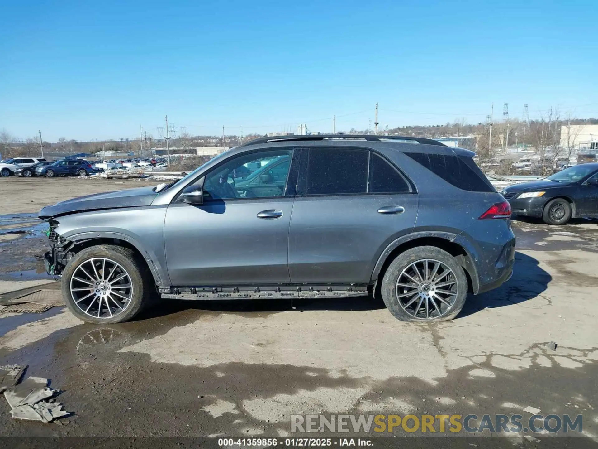 15 Photograph of a damaged car 4JGFB4KB6NA709829 MERCEDES-BENZ GLE 350 2022