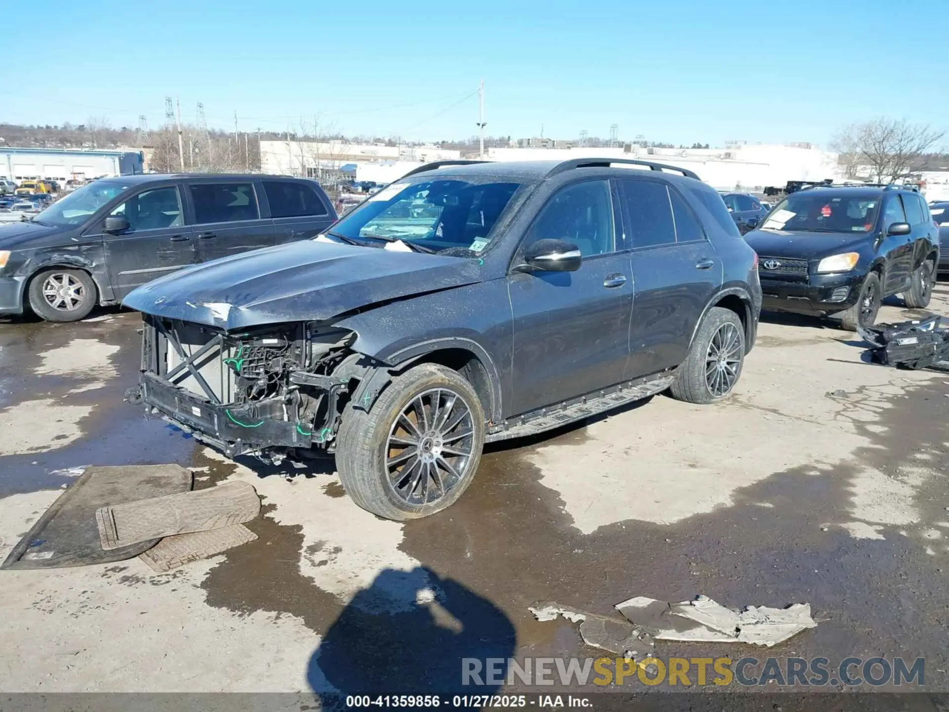 2 Photograph of a damaged car 4JGFB4KB6NA709829 MERCEDES-BENZ GLE 350 2022