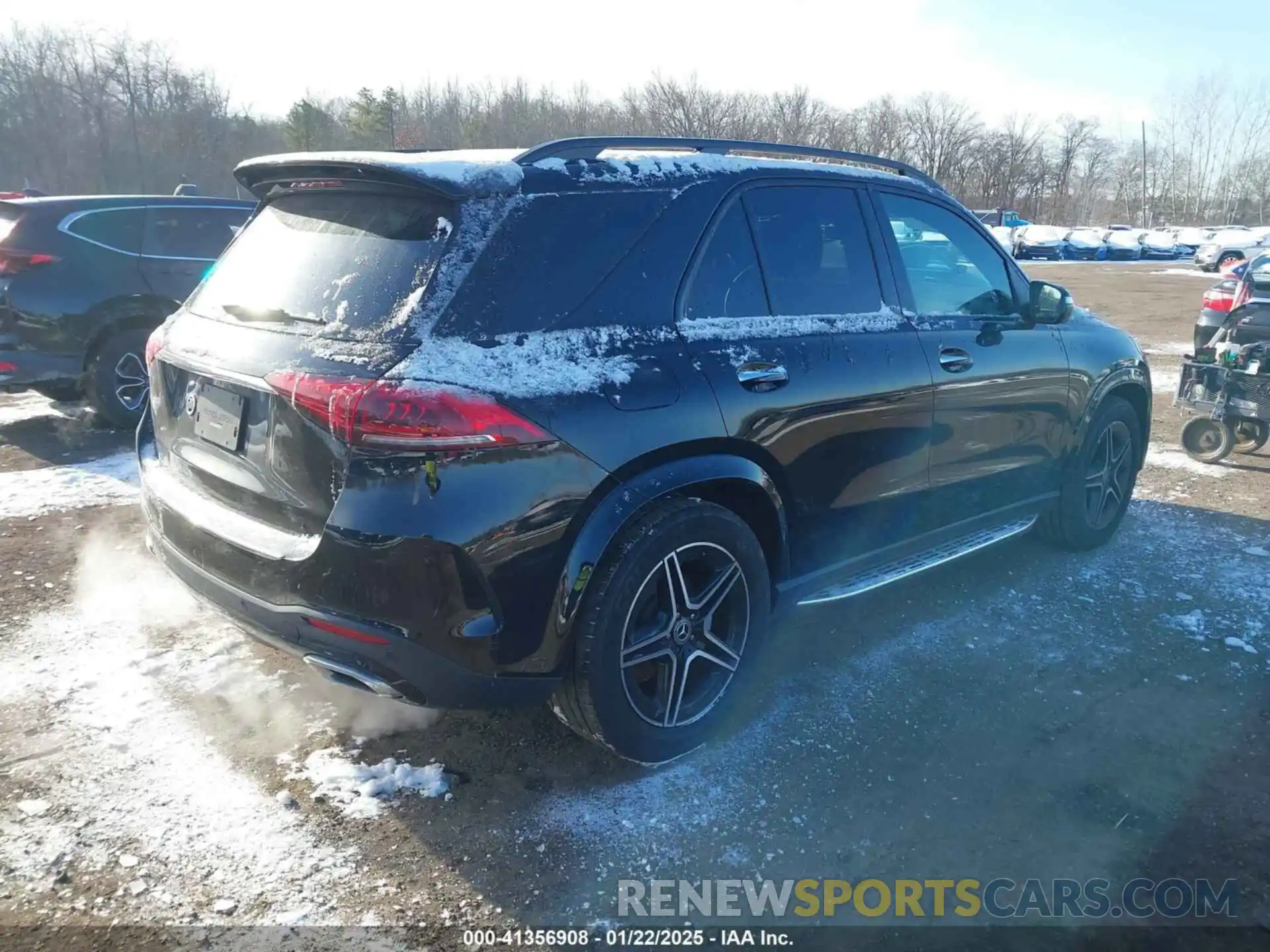 4 Photograph of a damaged car 4JGFB4KB7NA689445 MERCEDES-BENZ GLE 350 2022