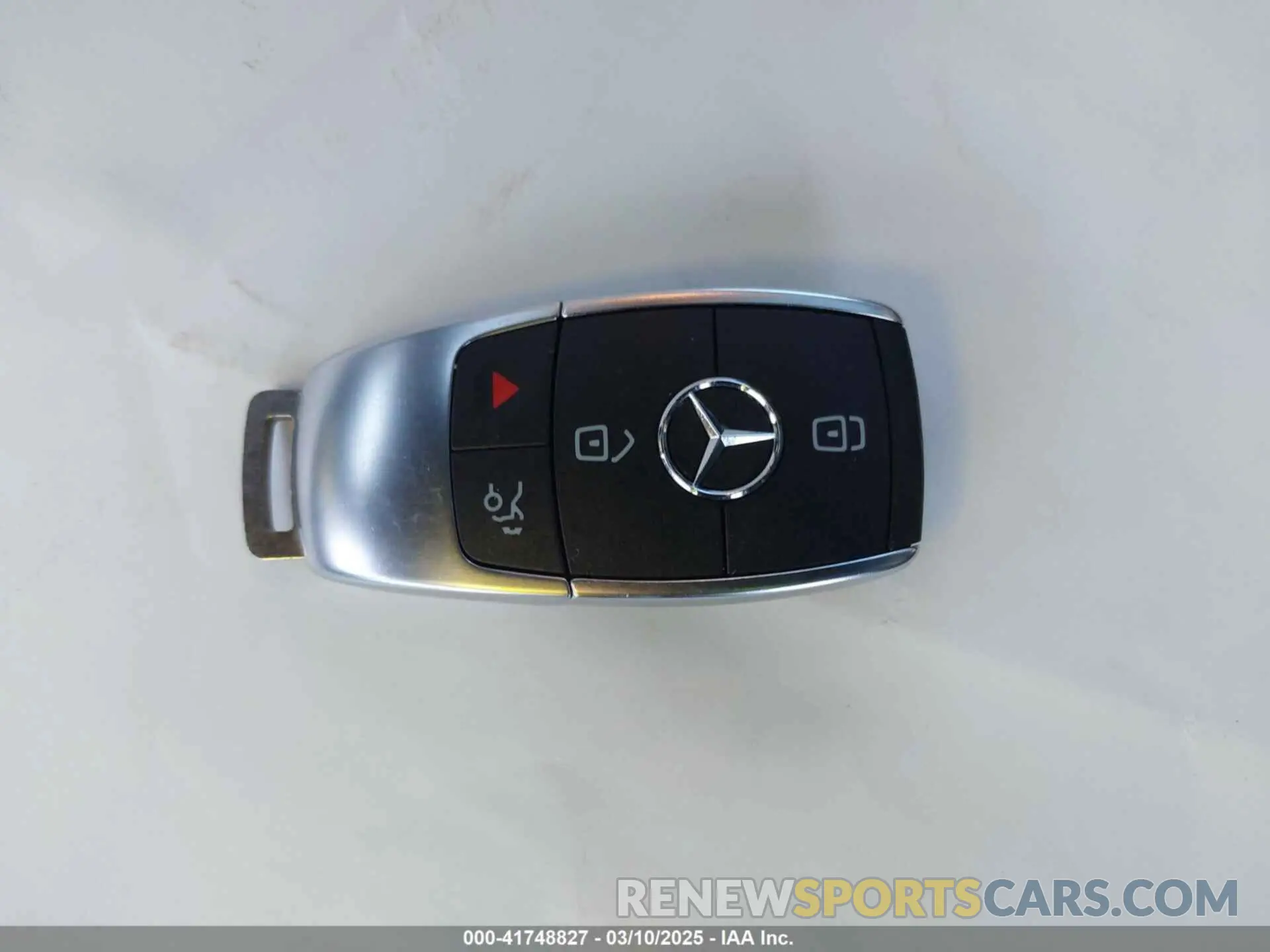 11 Photograph of a damaged car 4JGFB4KB7NA750390 MERCEDES-BENZ GLE 350 2022
