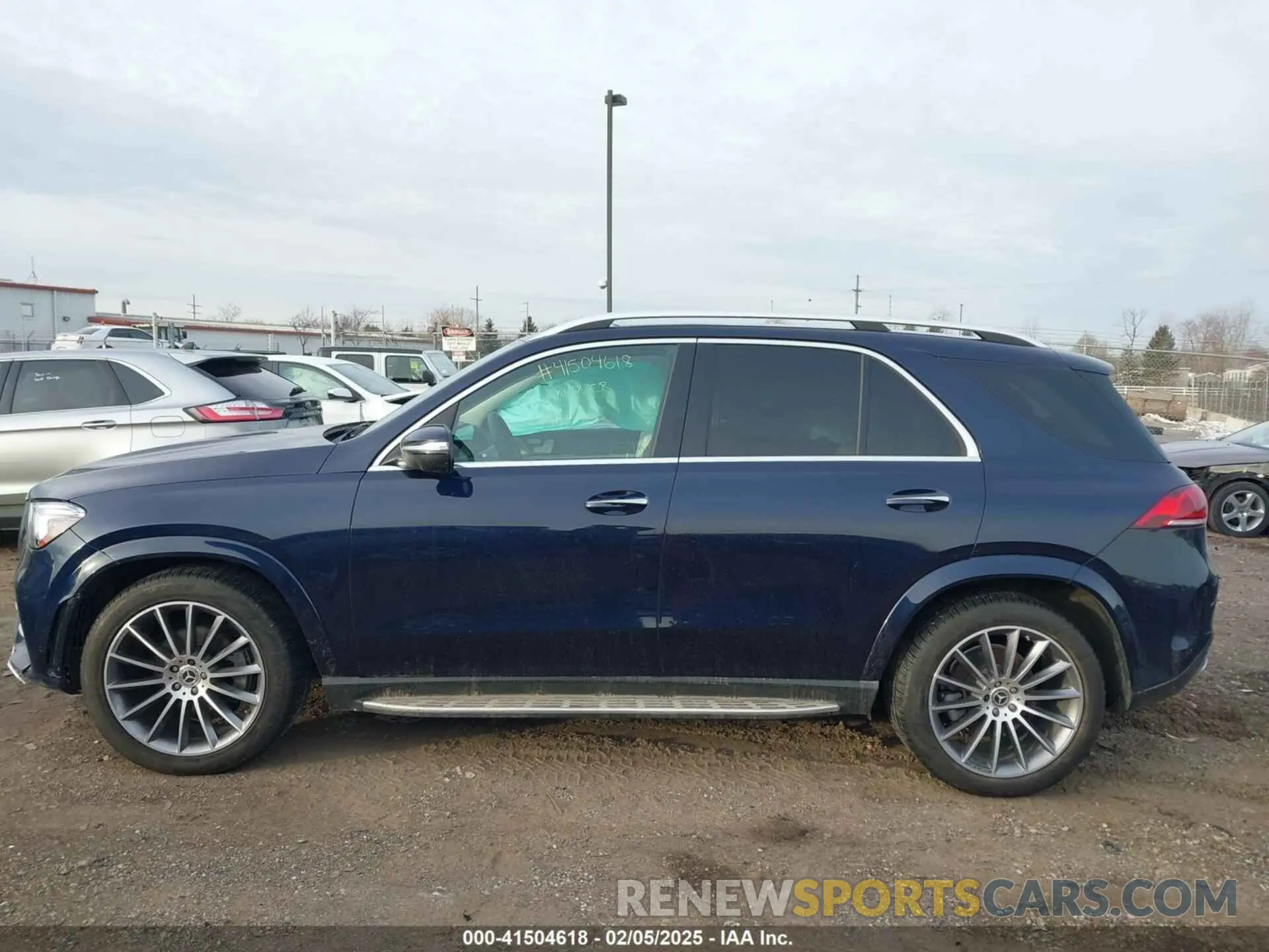 15 Photograph of a damaged car 4JGFB4KB8NA709475 MERCEDES-BENZ GLE 350 2022