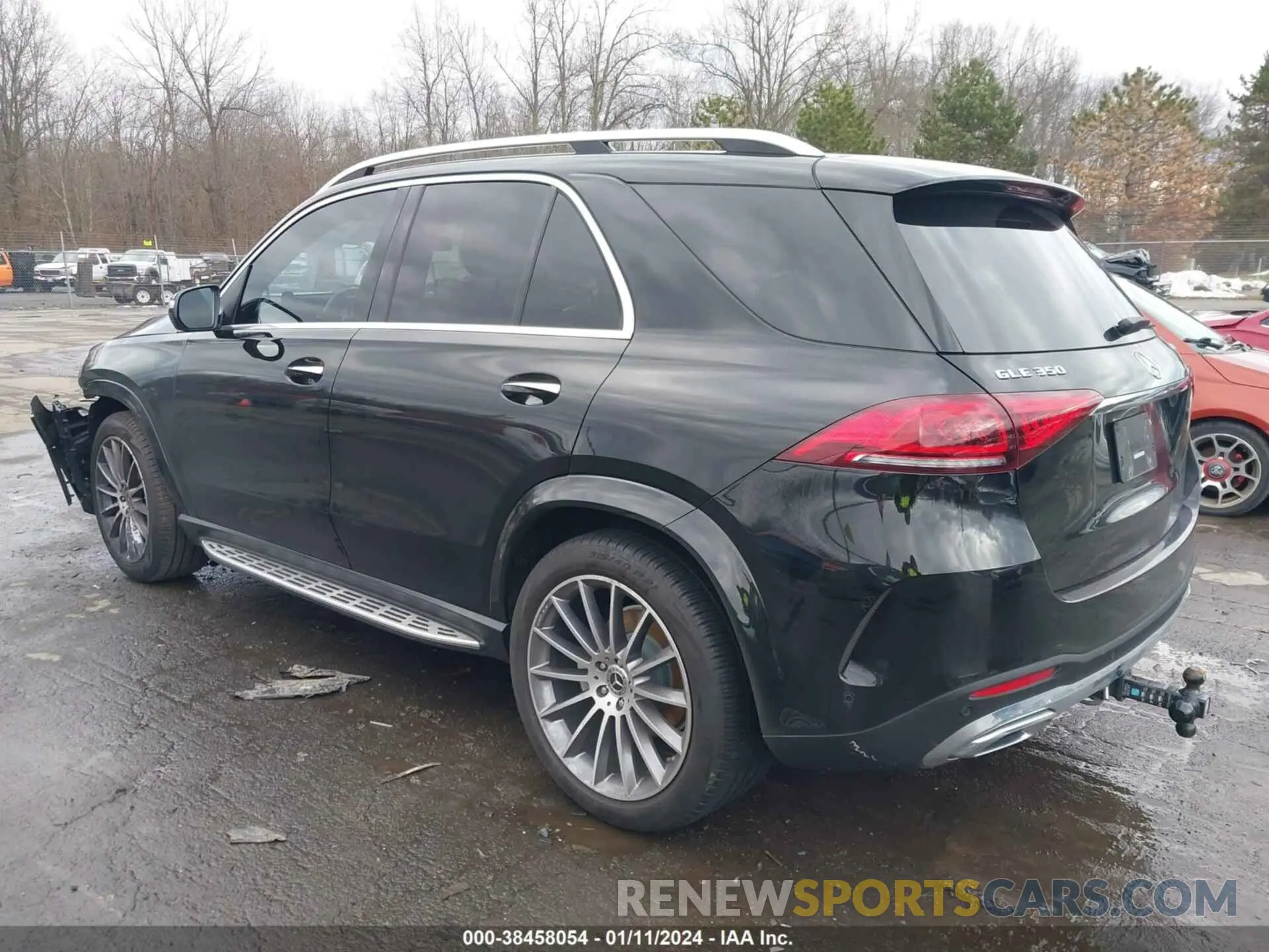3 Photograph of a damaged car 4JGFB4KB9NA652977 MERCEDES-BENZ GLE 350 2022