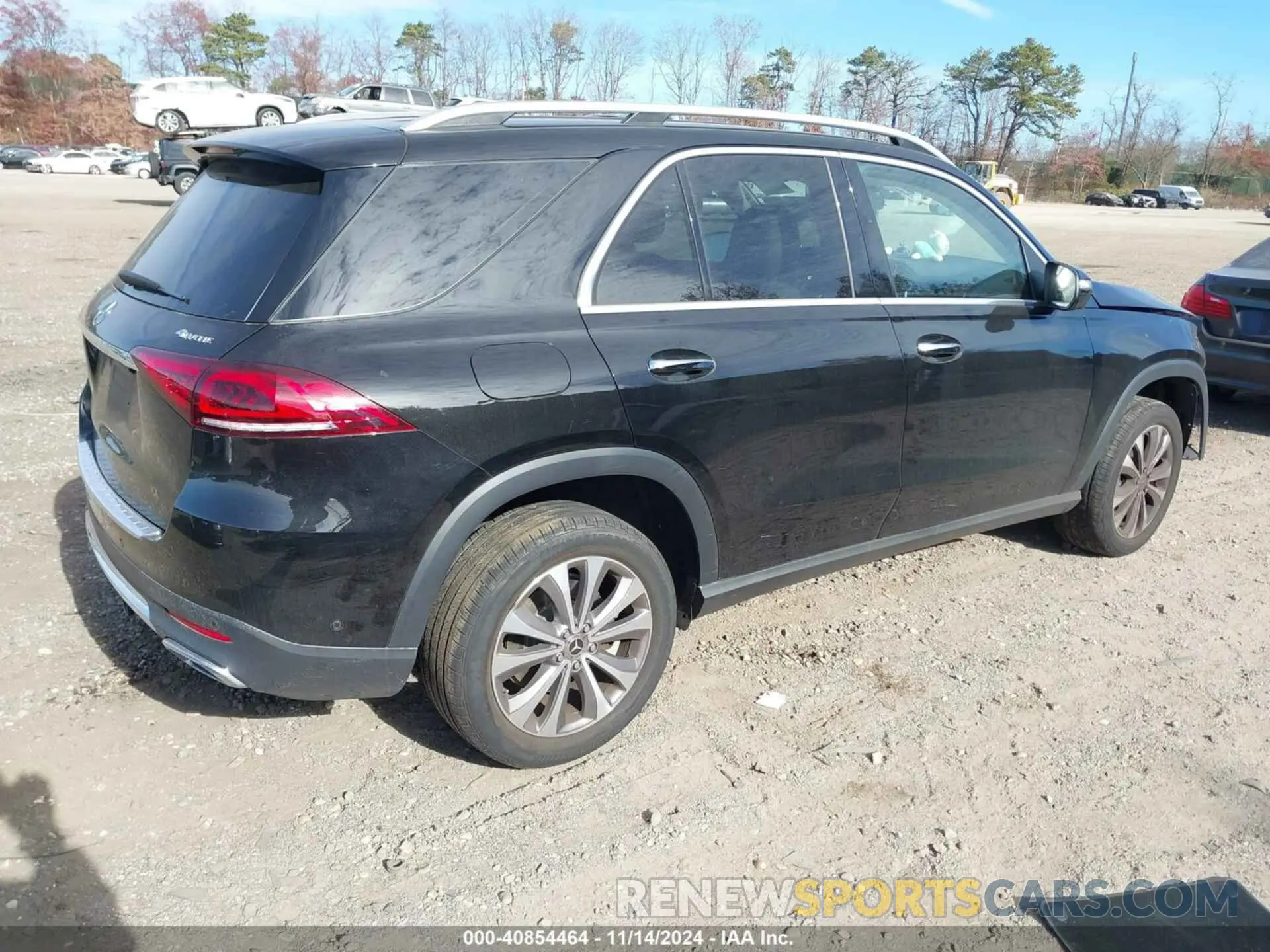 4 Photograph of a damaged car 4JGFB4KE1NA596060 MERCEDES-BENZ GLE 350 2022