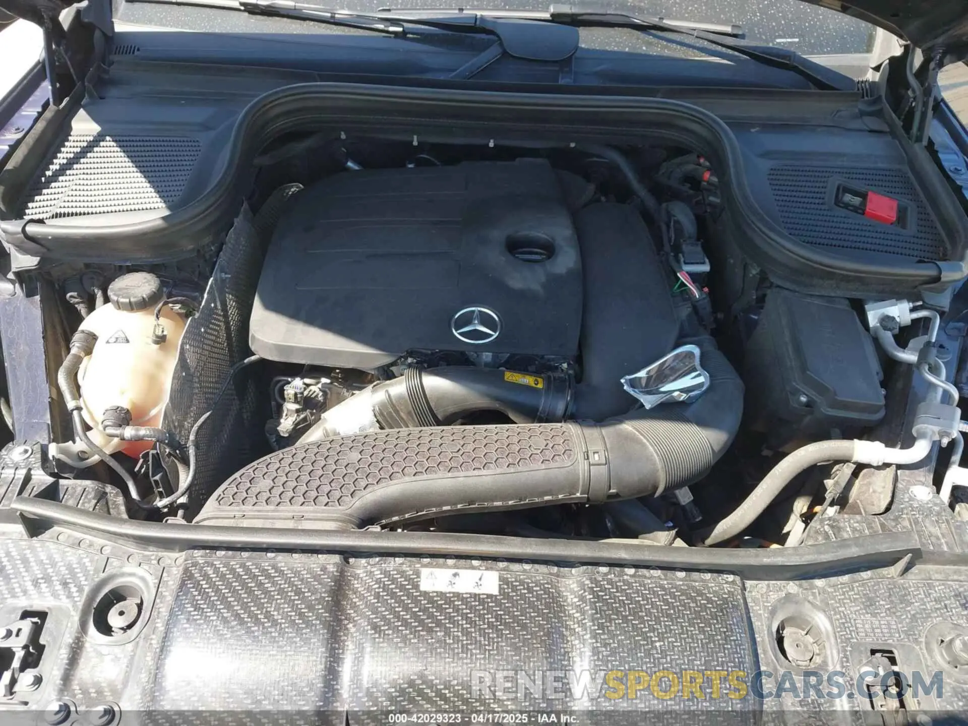 10 Photograph of a damaged car 4JGFB4KE1NA619899 MERCEDES-BENZ GLE 350 2022