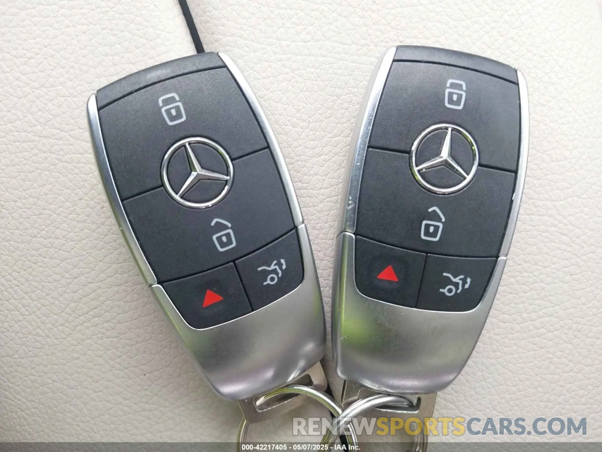 11 Photograph of a damaged car 4JGFB4KE8NA741613 MERCEDES-BENZ GLE 350 2022