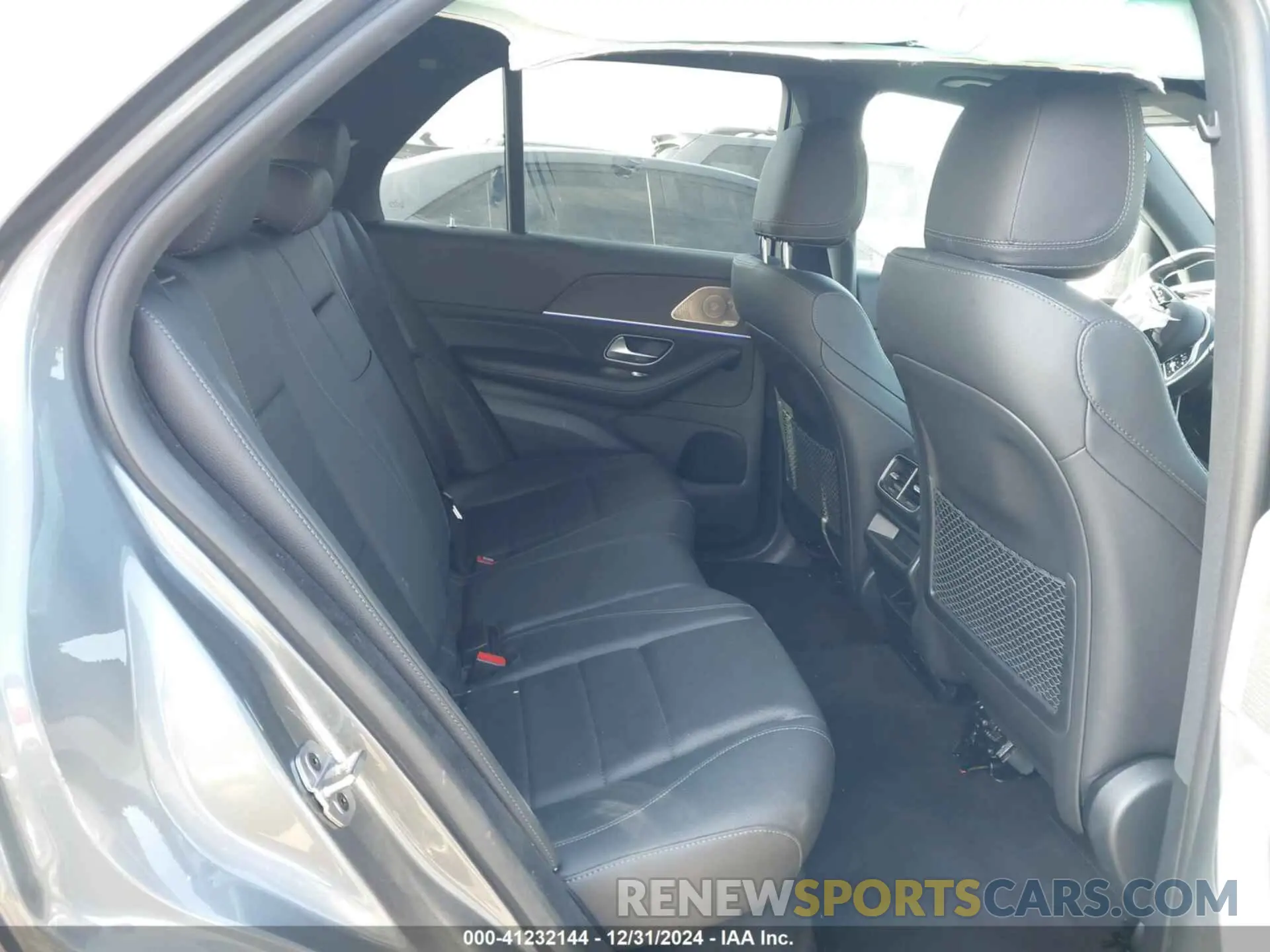 8 Photograph of a damaged car 4JGFB4JB2PA870134 MERCEDES-BENZ GLE 350 2023