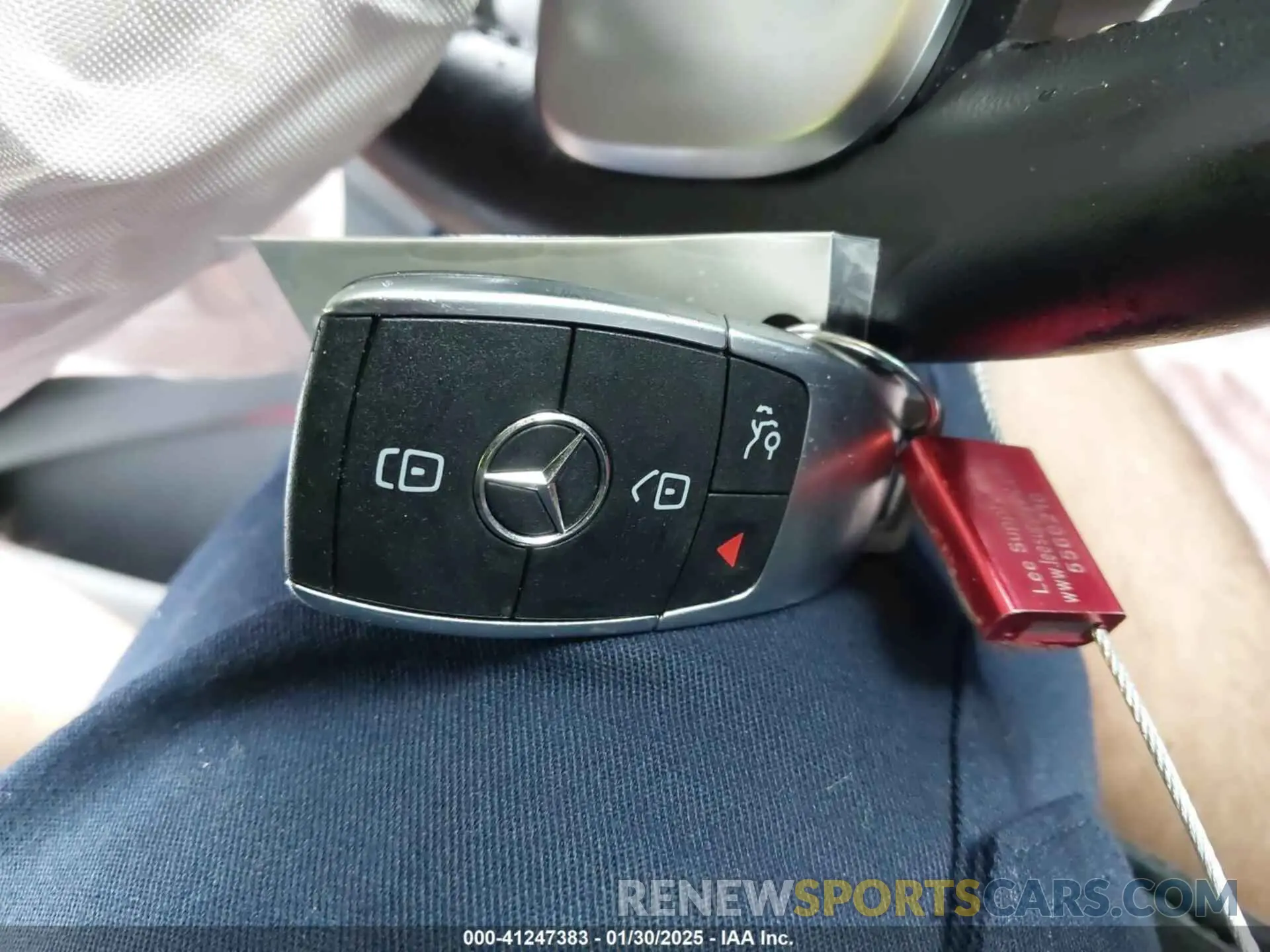 11 Photograph of a damaged car 4JGFB4JB2PA898709 MERCEDES-BENZ GLE 350 2023