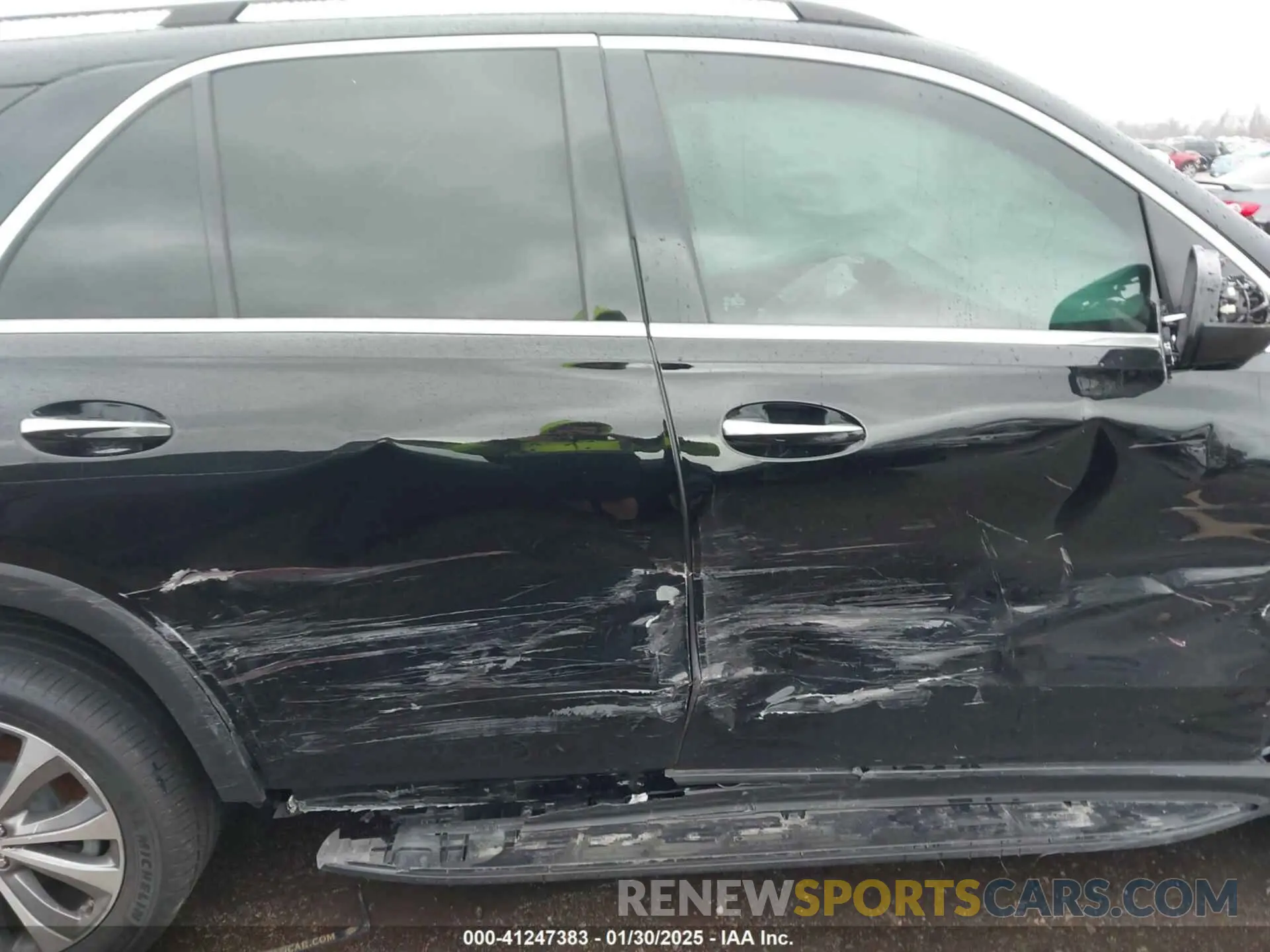 13 Photograph of a damaged car 4JGFB4JB2PA898709 MERCEDES-BENZ GLE 350 2023