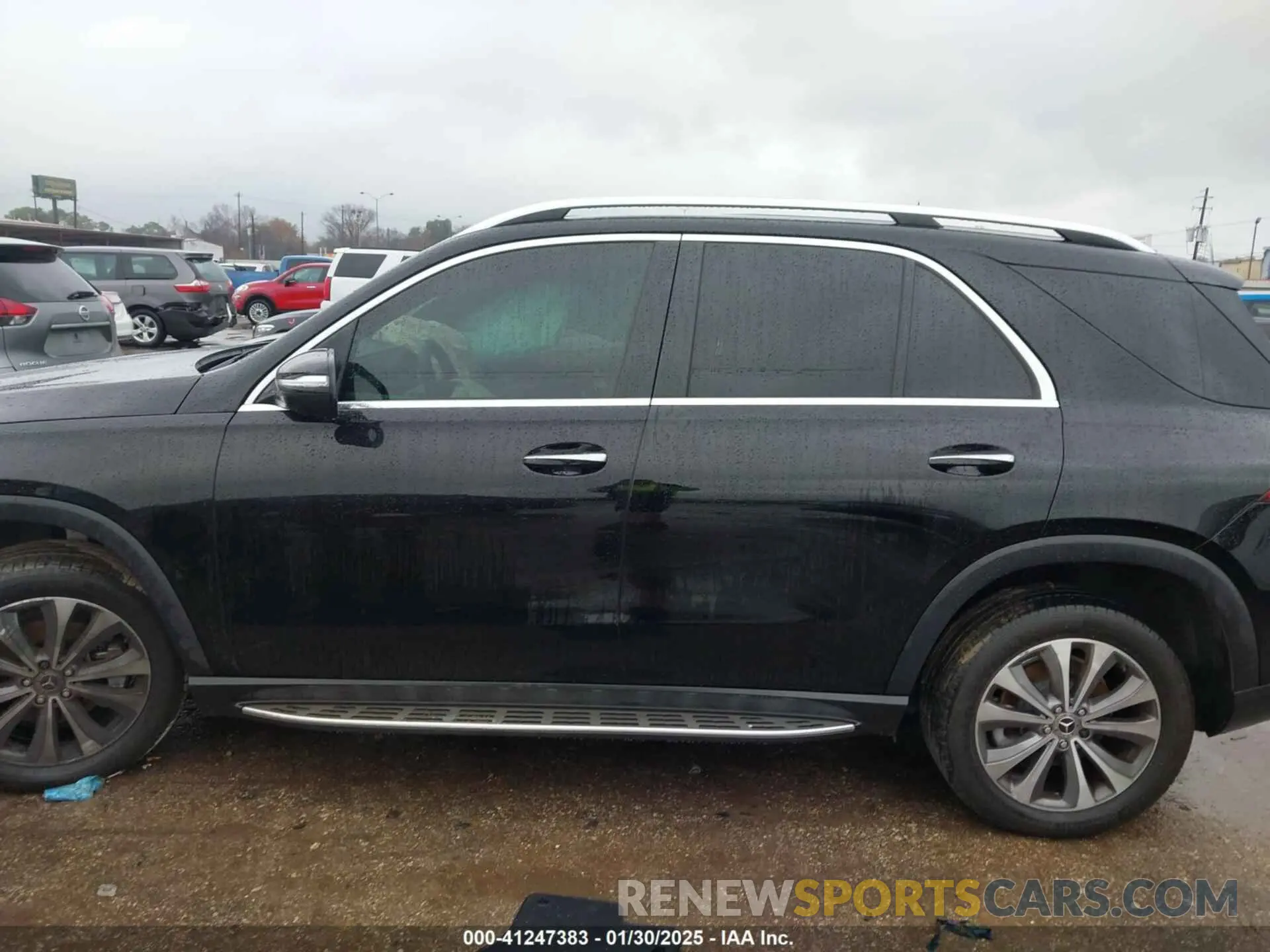 14 Photograph of a damaged car 4JGFB4JB2PA898709 MERCEDES-BENZ GLE 350 2023