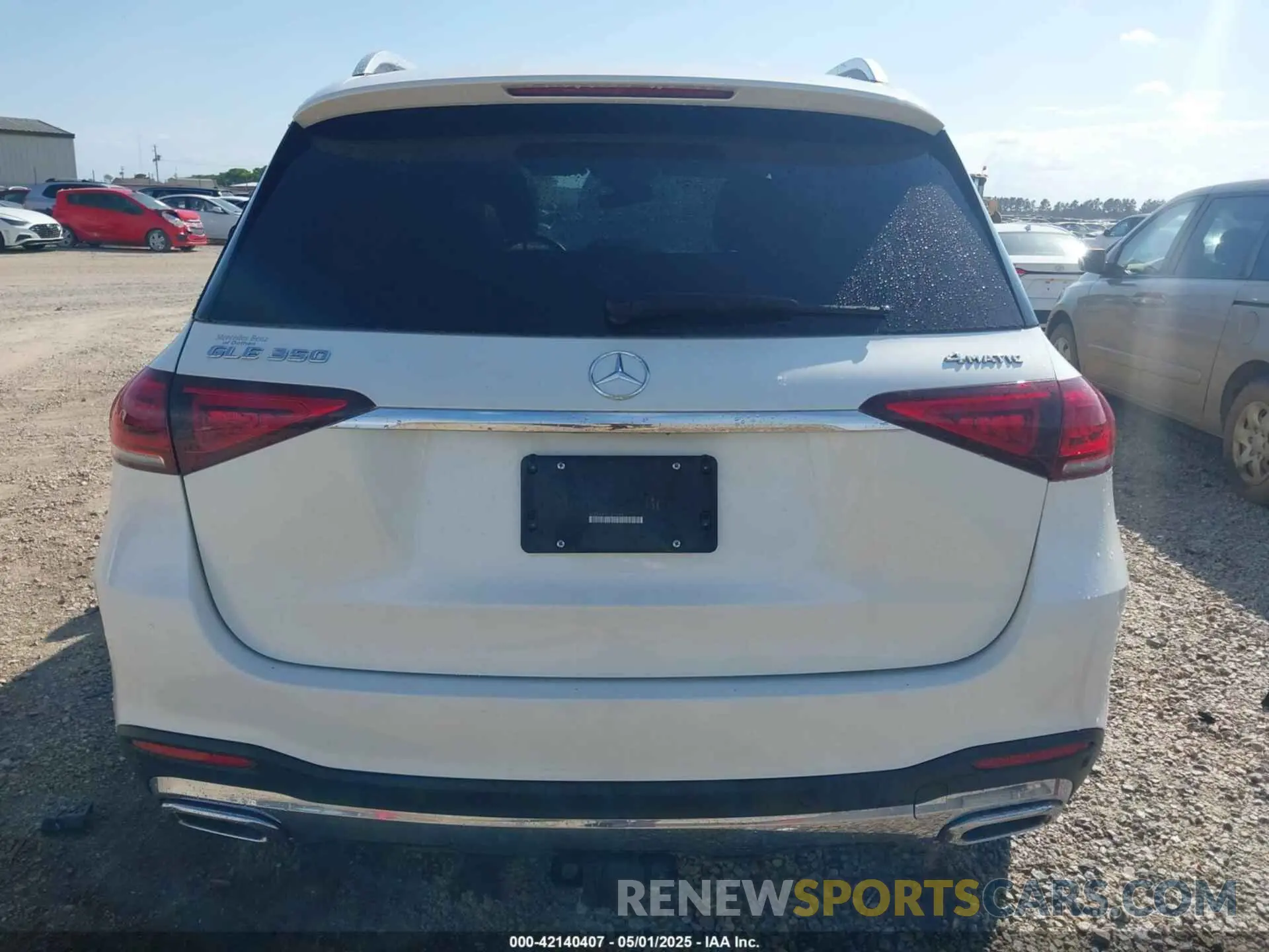 16 Photograph of a damaged car 4JGFB4KB1PA871323 MERCEDES-BENZ GLE 350 2023