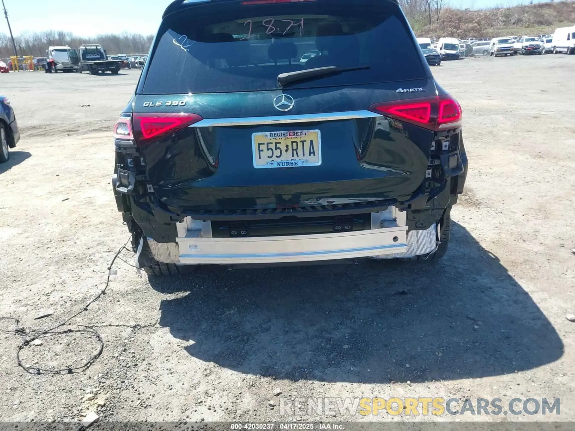 18 Photograph of a damaged car 4JGFB4KB3PA851879 MERCEDES-BENZ GLE 350 2023