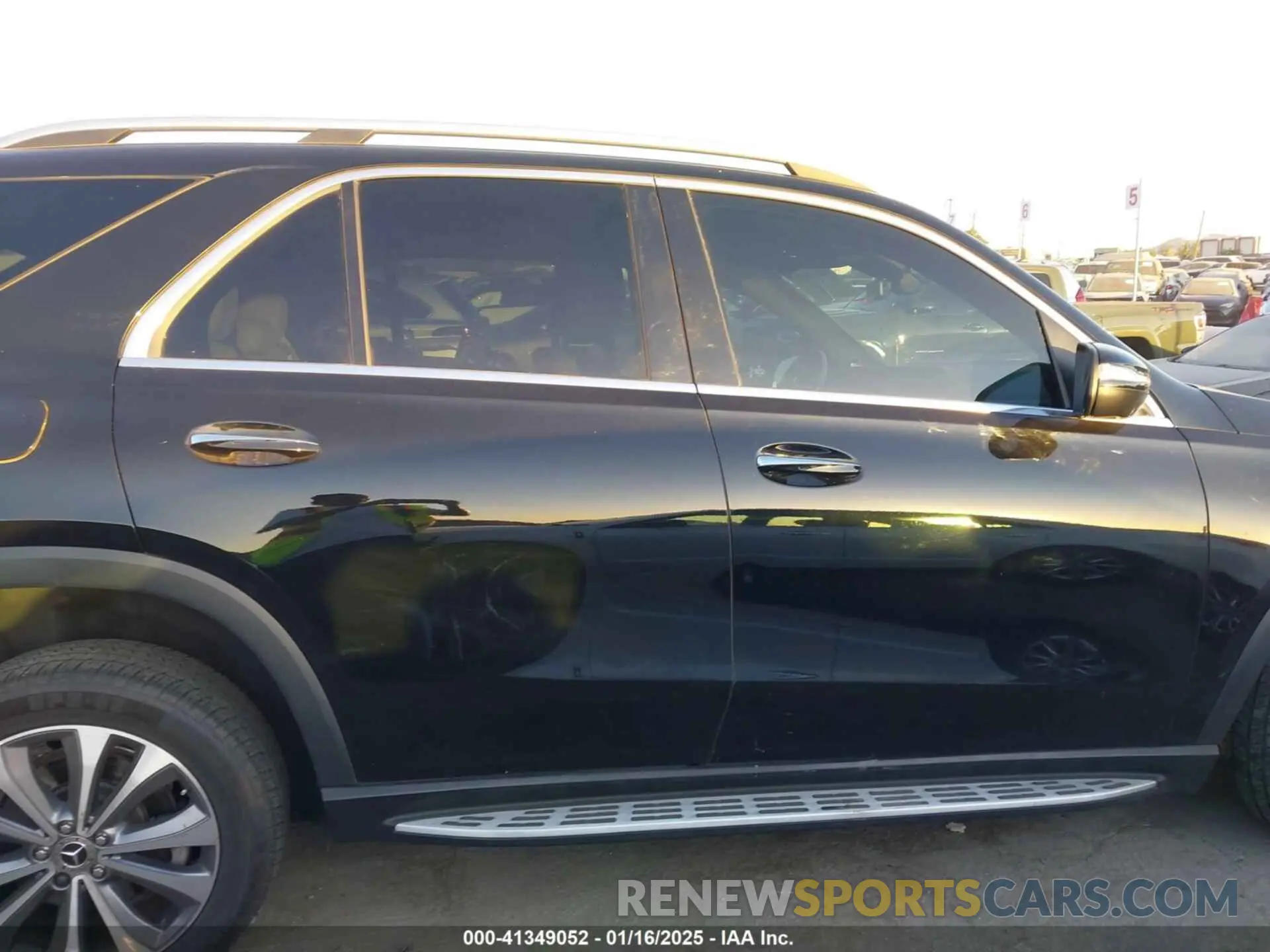 13 Photograph of a damaged car 4JGFB4KBXPA889805 MERCEDES-BENZ GLE 350 2023