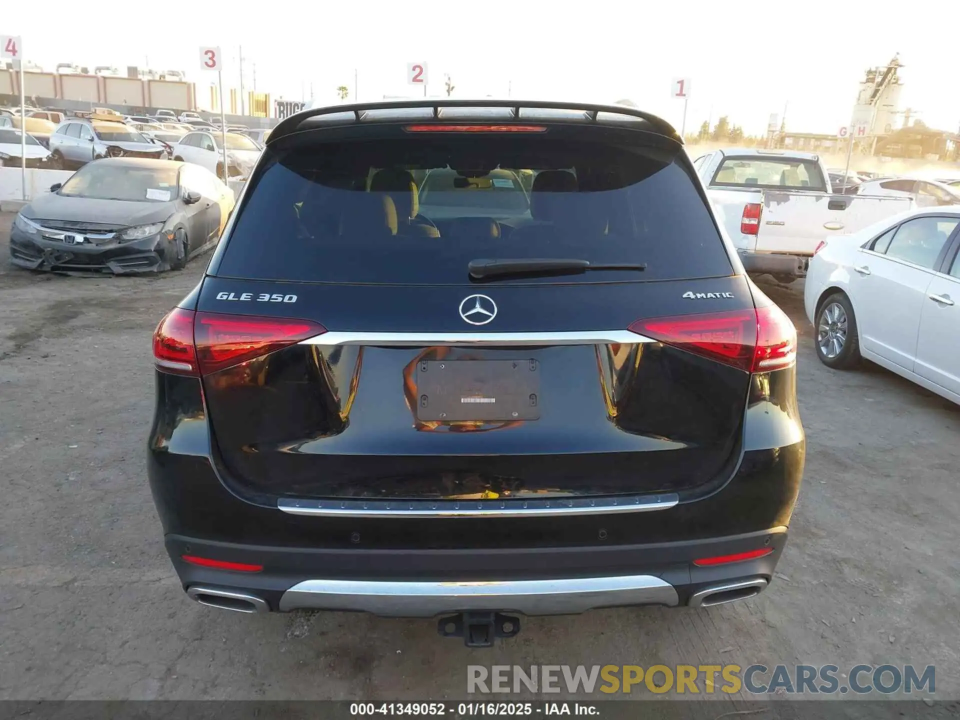 16 Photograph of a damaged car 4JGFB4KBXPA889805 MERCEDES-BENZ GLE 350 2023