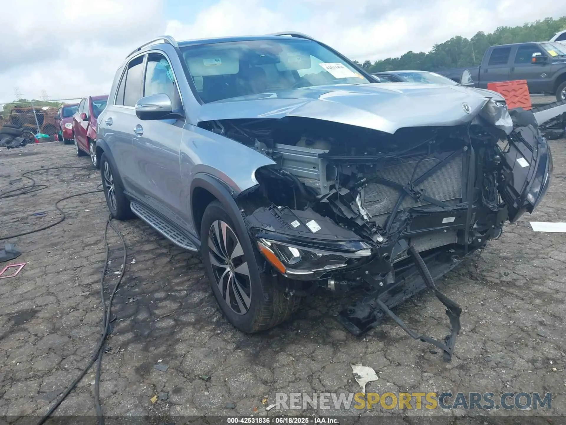 1 Photograph of a damaged car 4JGFB4FB0RB182137 MERCEDES-BENZ GLE 350 2024