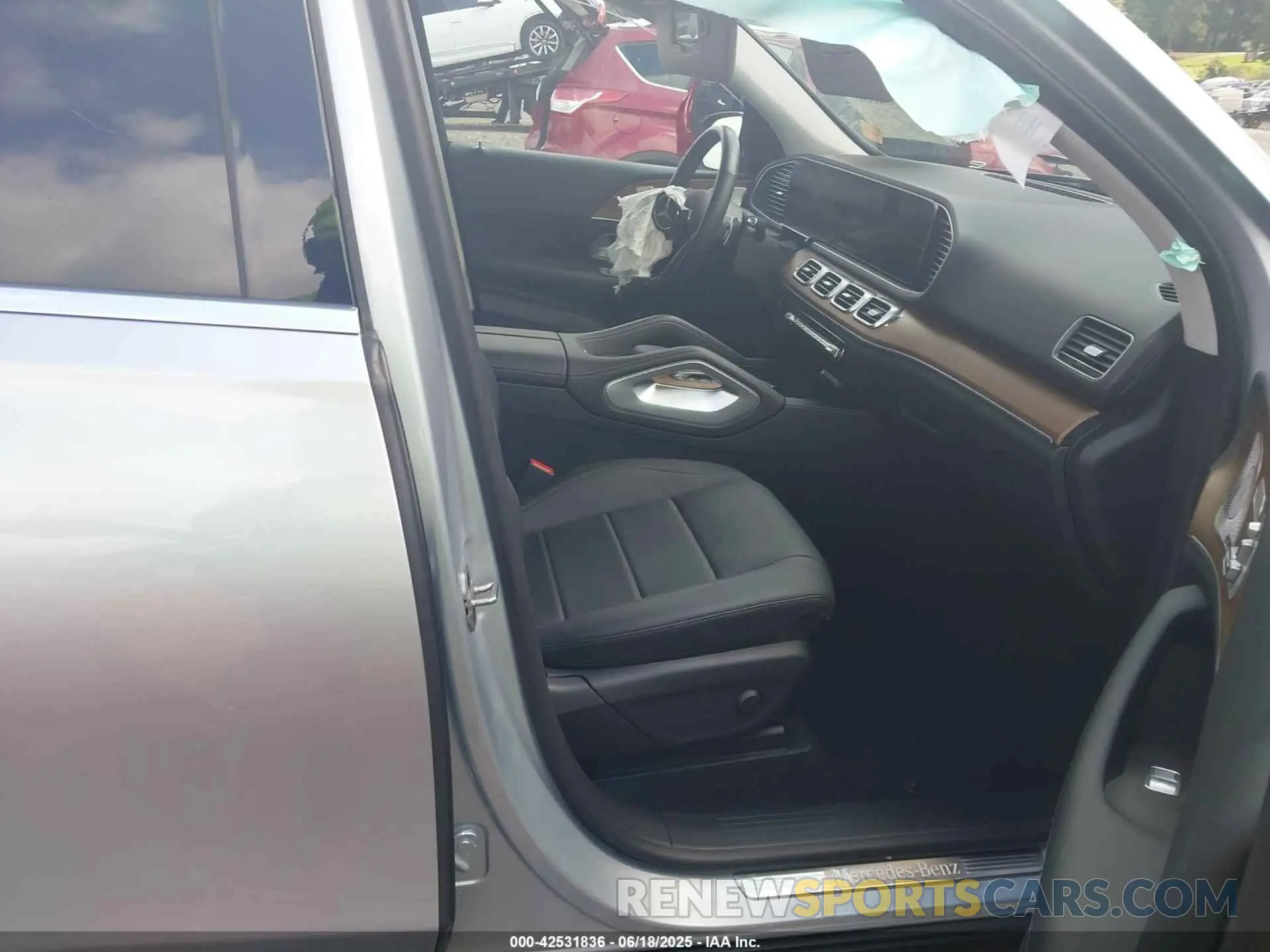 5 Photograph of a damaged car 4JGFB4FB0RB182137 MERCEDES-BENZ GLE 350 2024