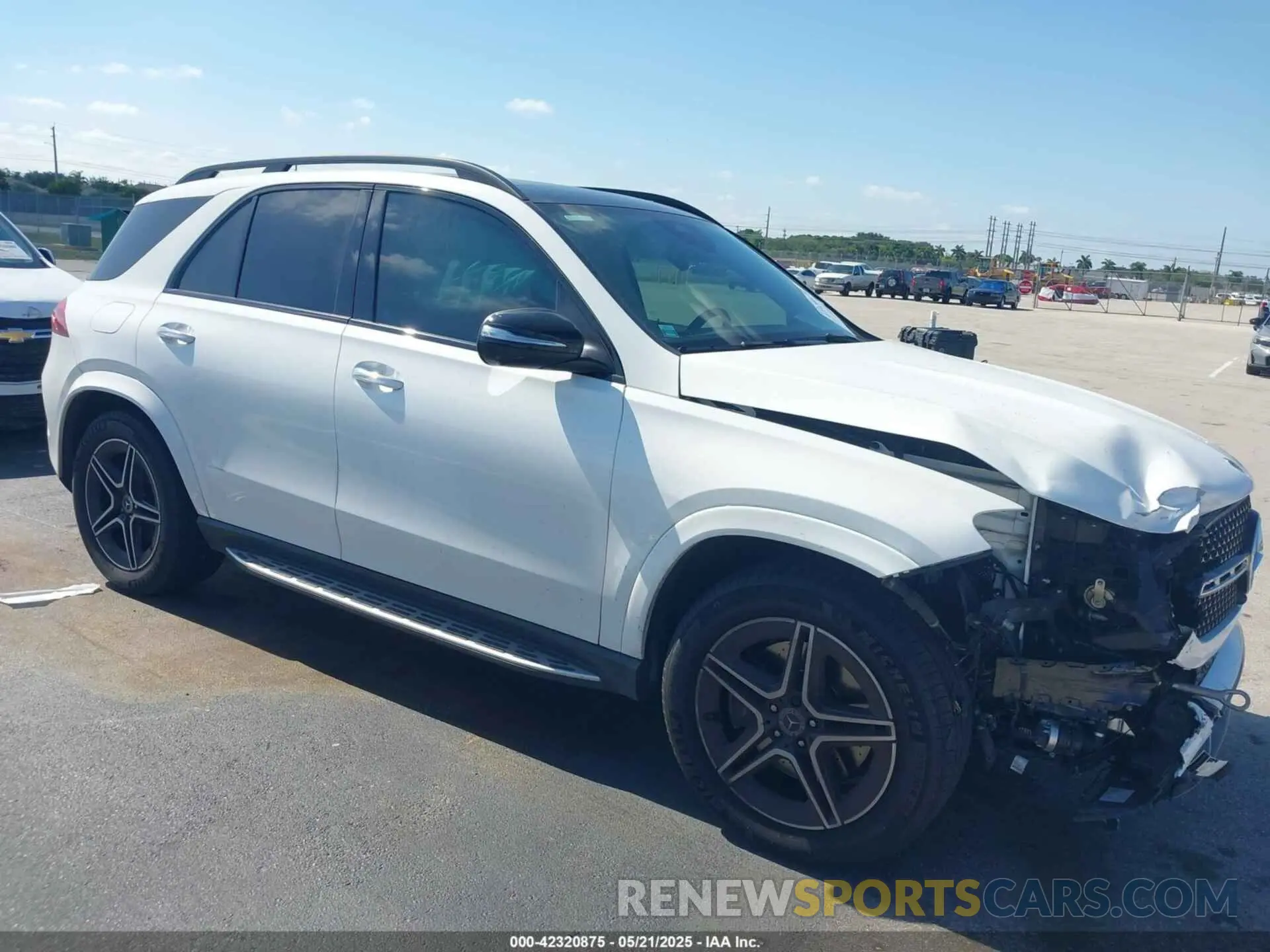 1 Photograph of a damaged car 4JGFB4FB1RB001630 MERCEDES-BENZ GLE 350 2024