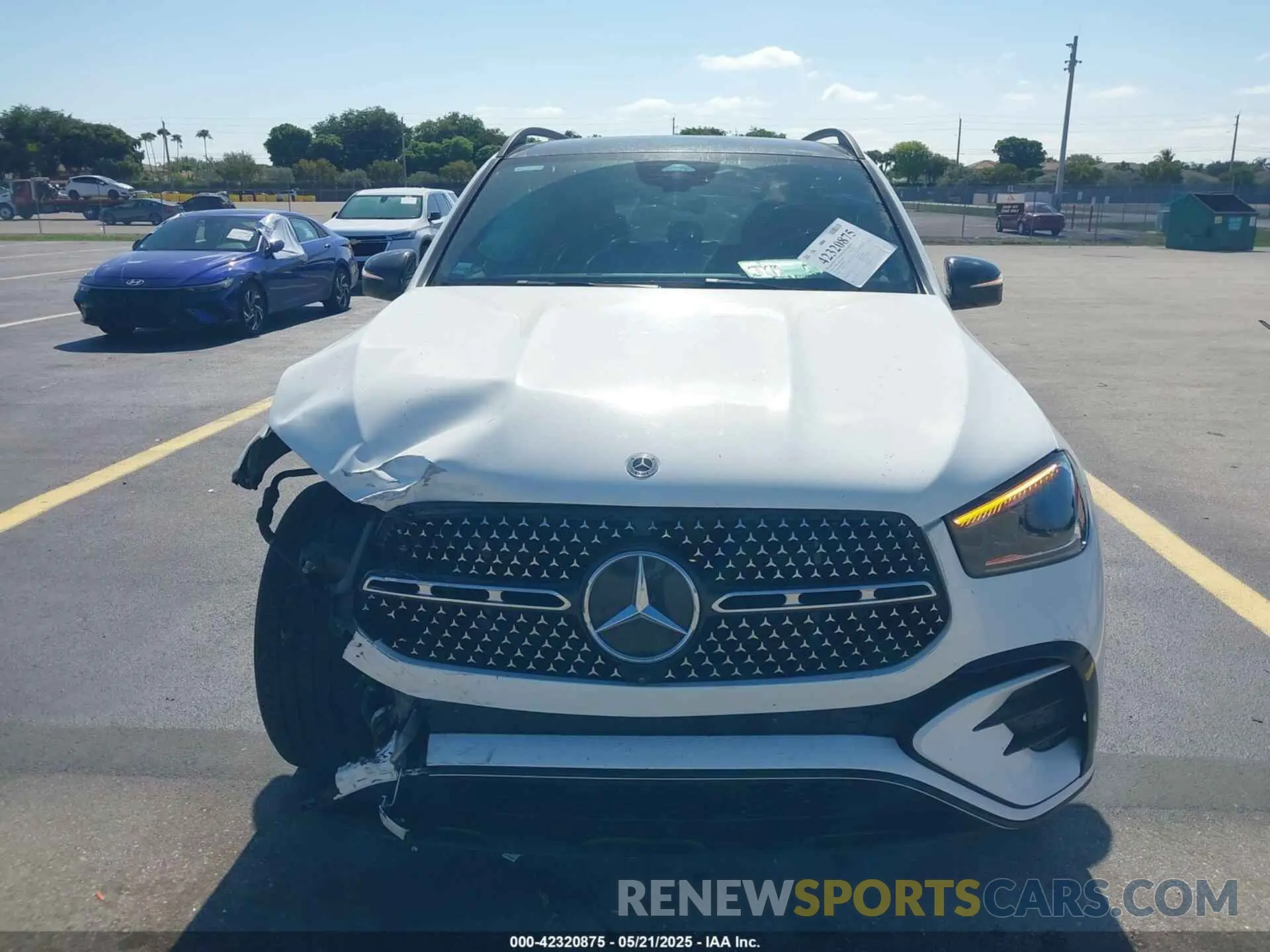 12 Photograph of a damaged car 4JGFB4FB1RB001630 MERCEDES-BENZ GLE 350 2024